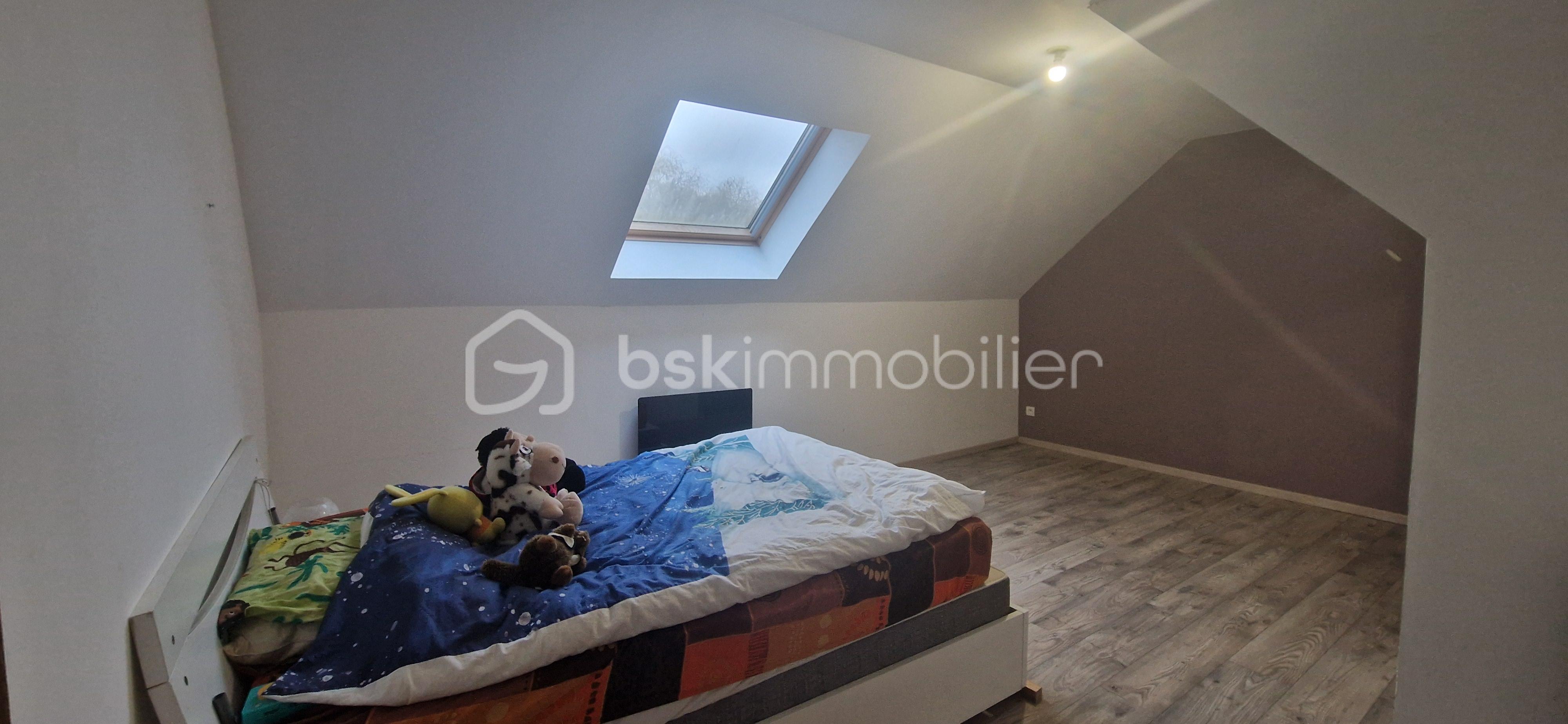 Maison traditionnelle de 142 m² - chambre 2 étage.jpg