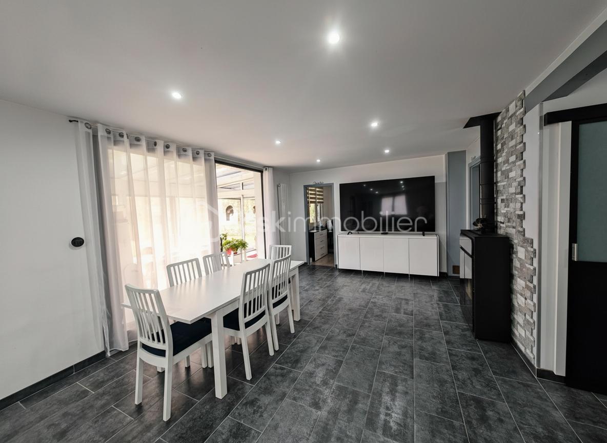 Maison d architecte de 135 m² - salon-2.jpg