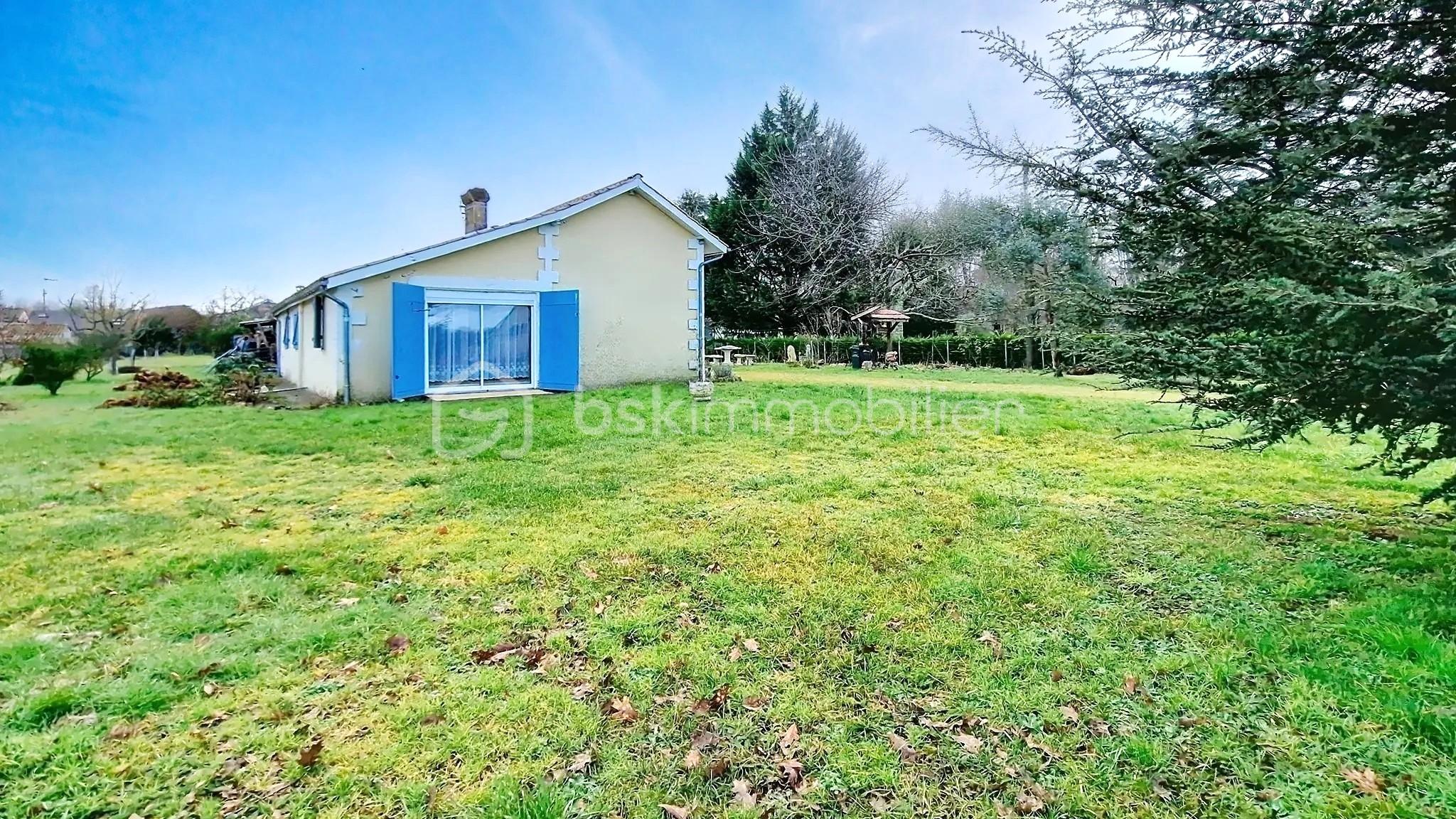 Maison traditionnelle de 100 m² - petit_00000_0c89047.jpeg