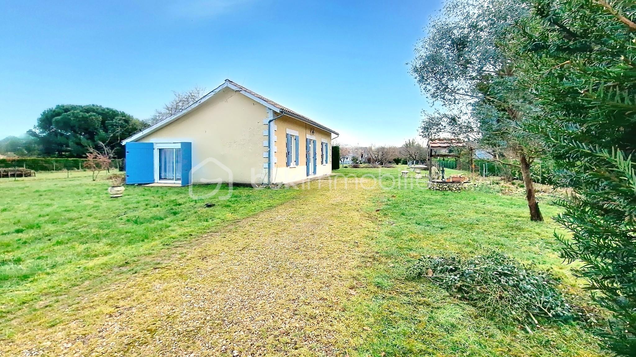 Maison traditionnelle de 100 m² - petit_00000_e5a51f8.jpeg