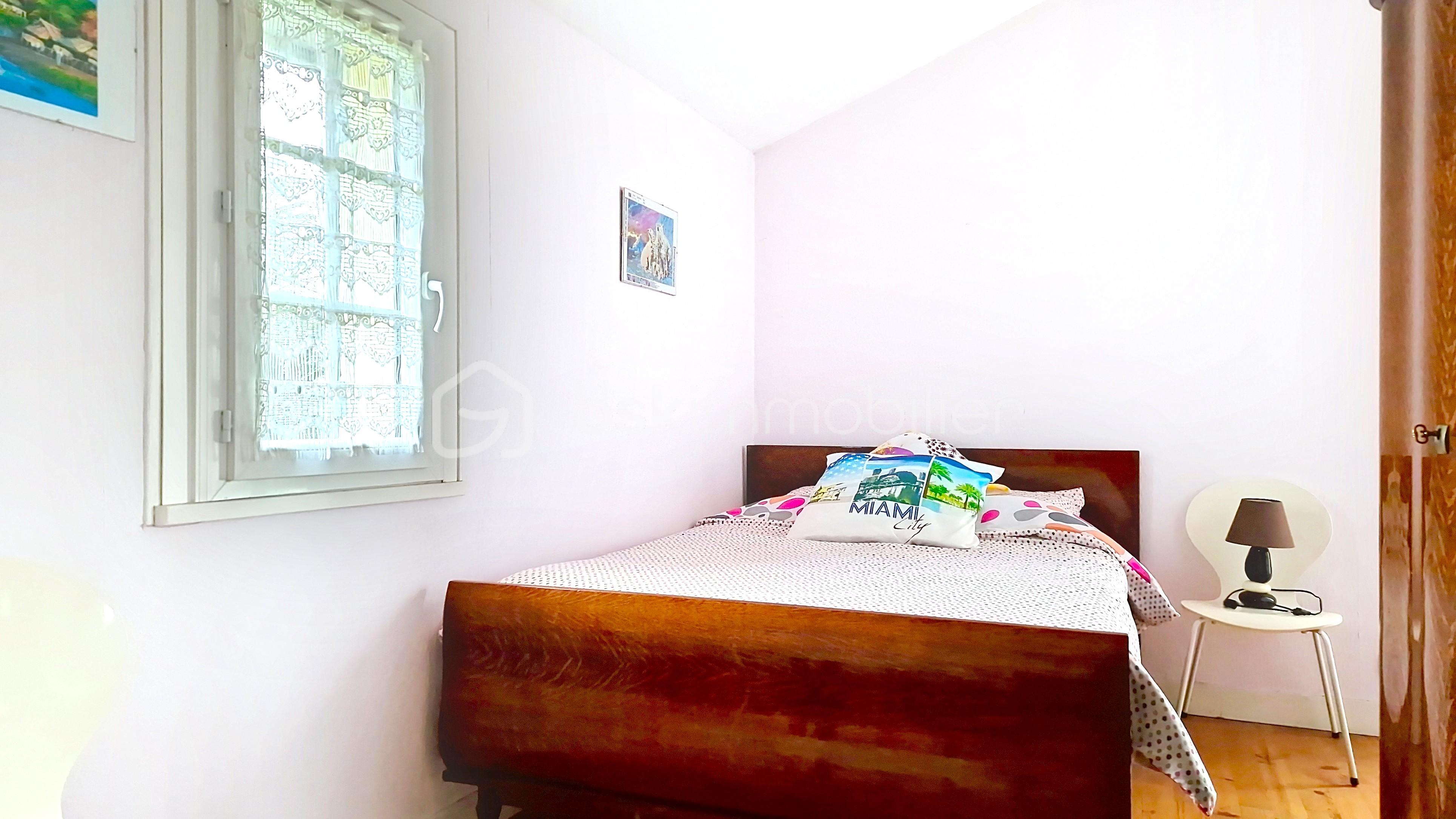Maison traditionnelle de 100 m² - petit_00000_11e939f.jpg