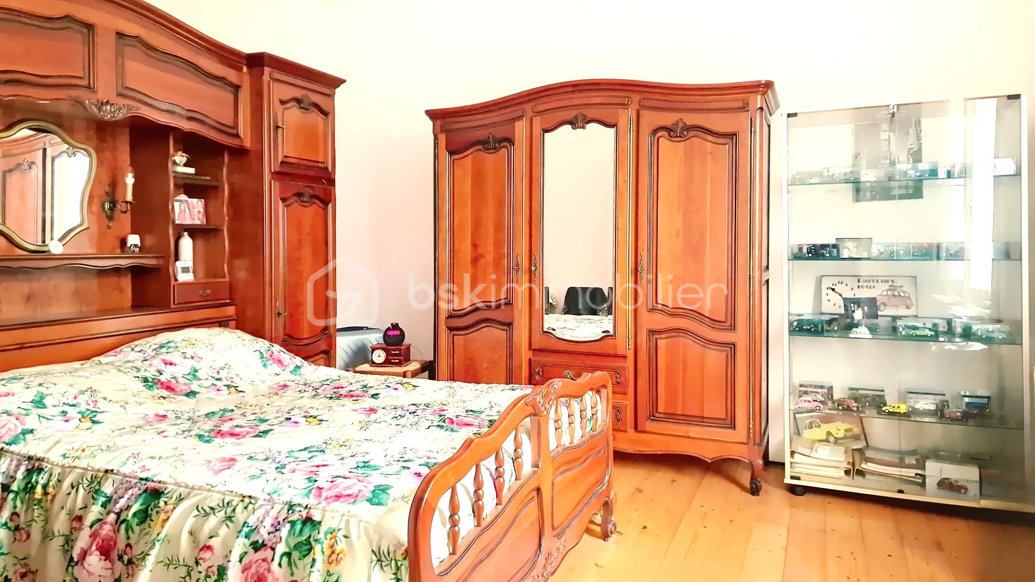 Maison traditionnelle de 100 m² - petit_00000_55294dd.jpeg