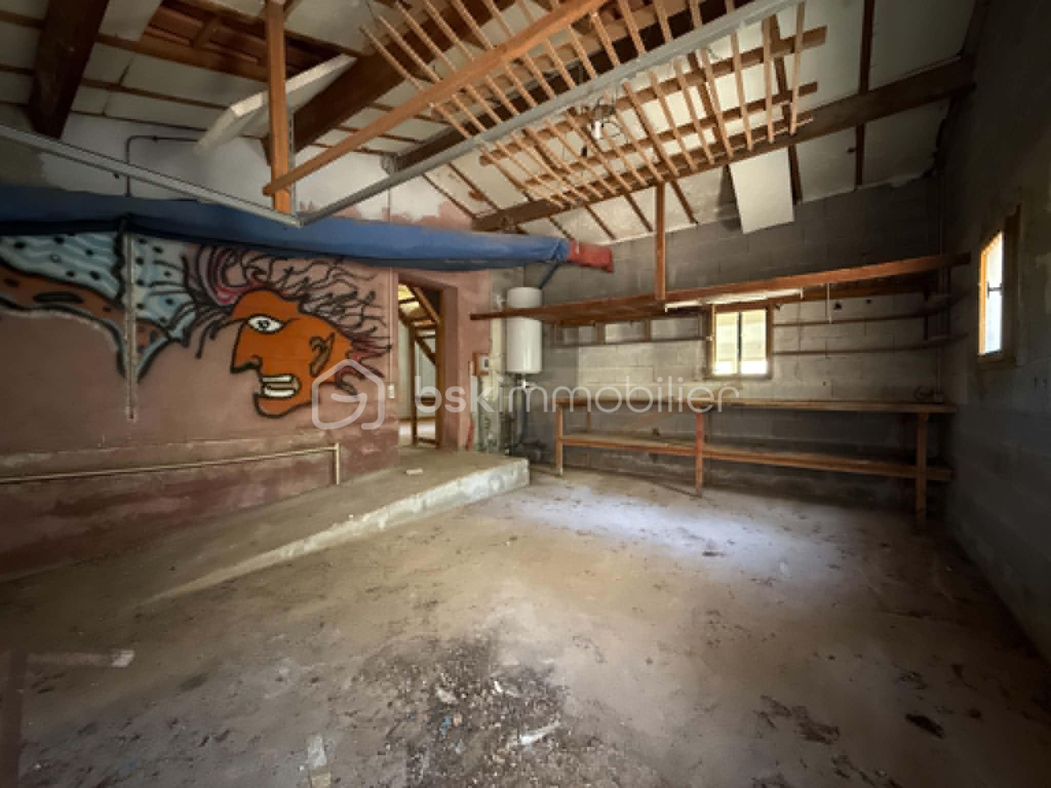 garage 1.jpg