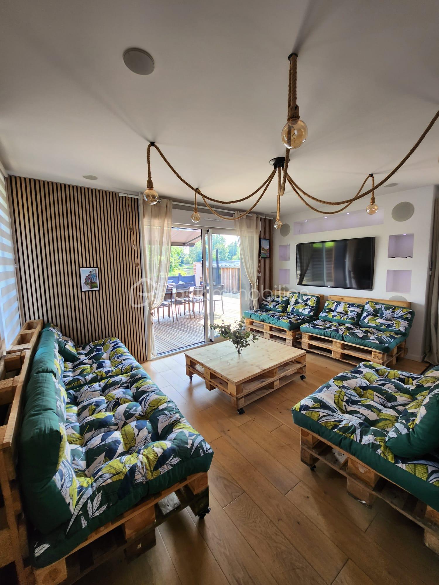 Immeuble de 216 m² - WhatsApp Image 2025-07-25 à 20.05.20_f0c89033.jpg