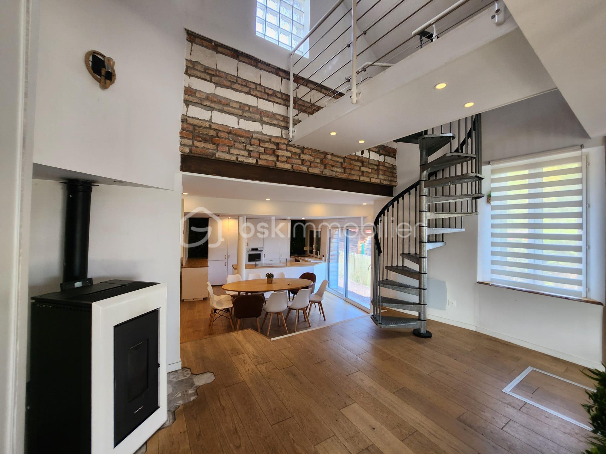 Immeuble de 216 m² - WhatsApp Image 2025-07-25 à 20.05.20_0b6cbc9d.jpg