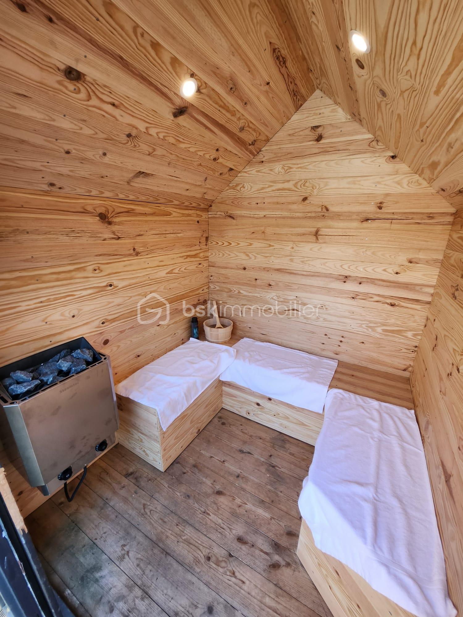 Immeuble de 216 m² - WhatsApp Image 2025-07-25 à 20.05.20_0ed64324.jpg