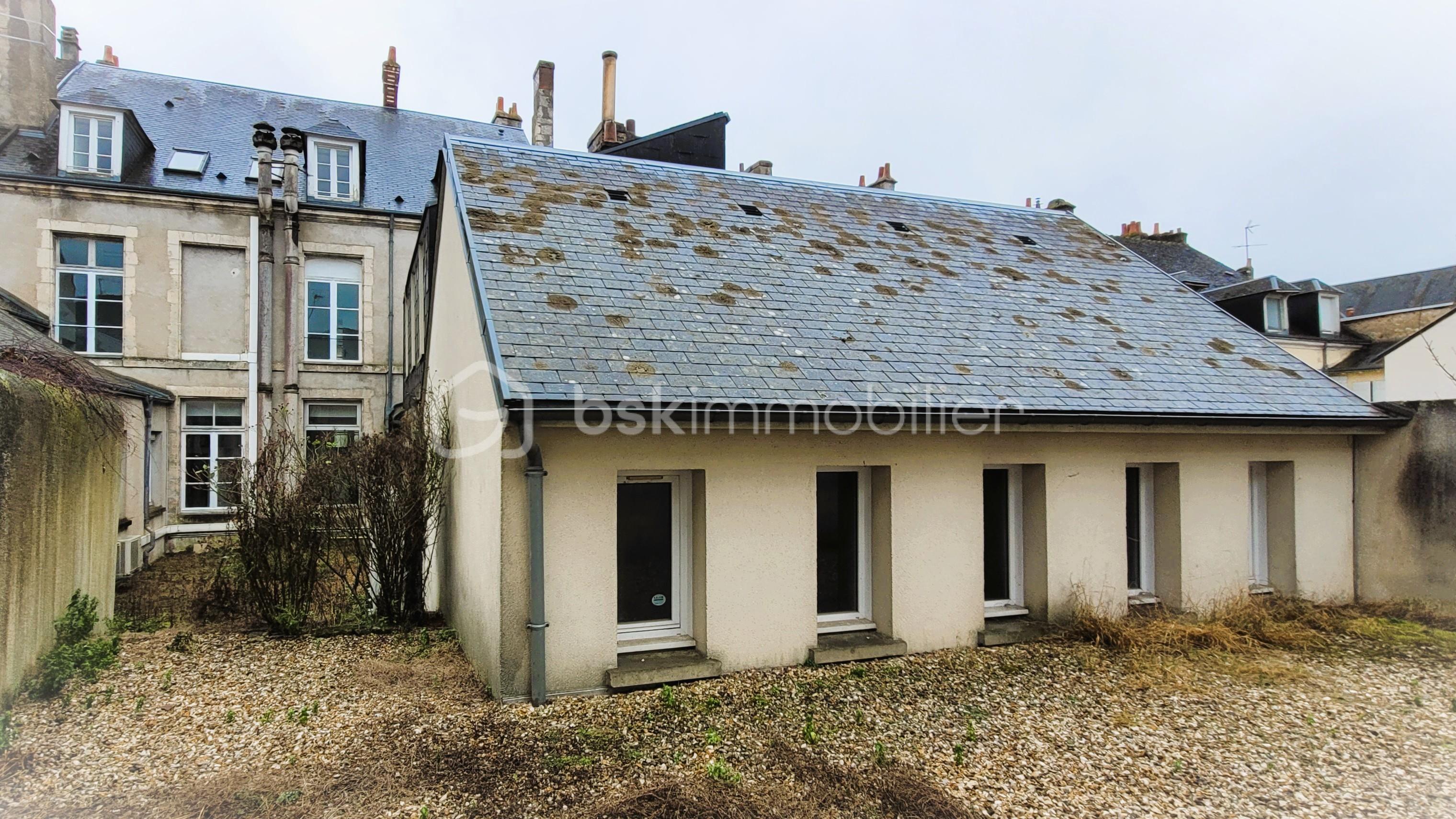 Immeuble de bureaux de 413 m² - 20260127_111831b.jpg