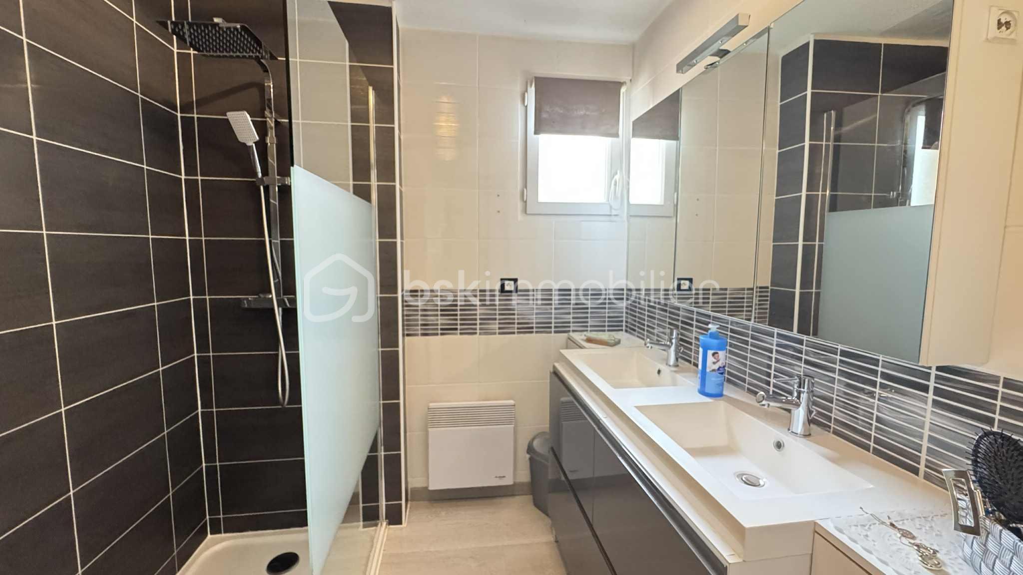 Duplex de 90 m² - 3a50e203-ab99-4672-8c67-5a44e53d329c (1).jpeg