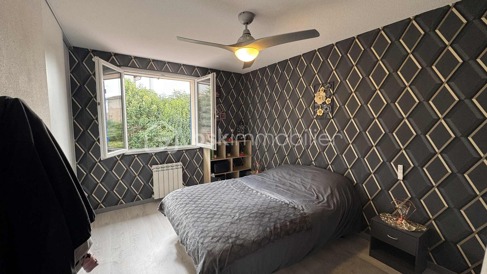 Duplex de 90 m² - b4ba385d-7776-401b-a823-de74a01ab04f.jpeg