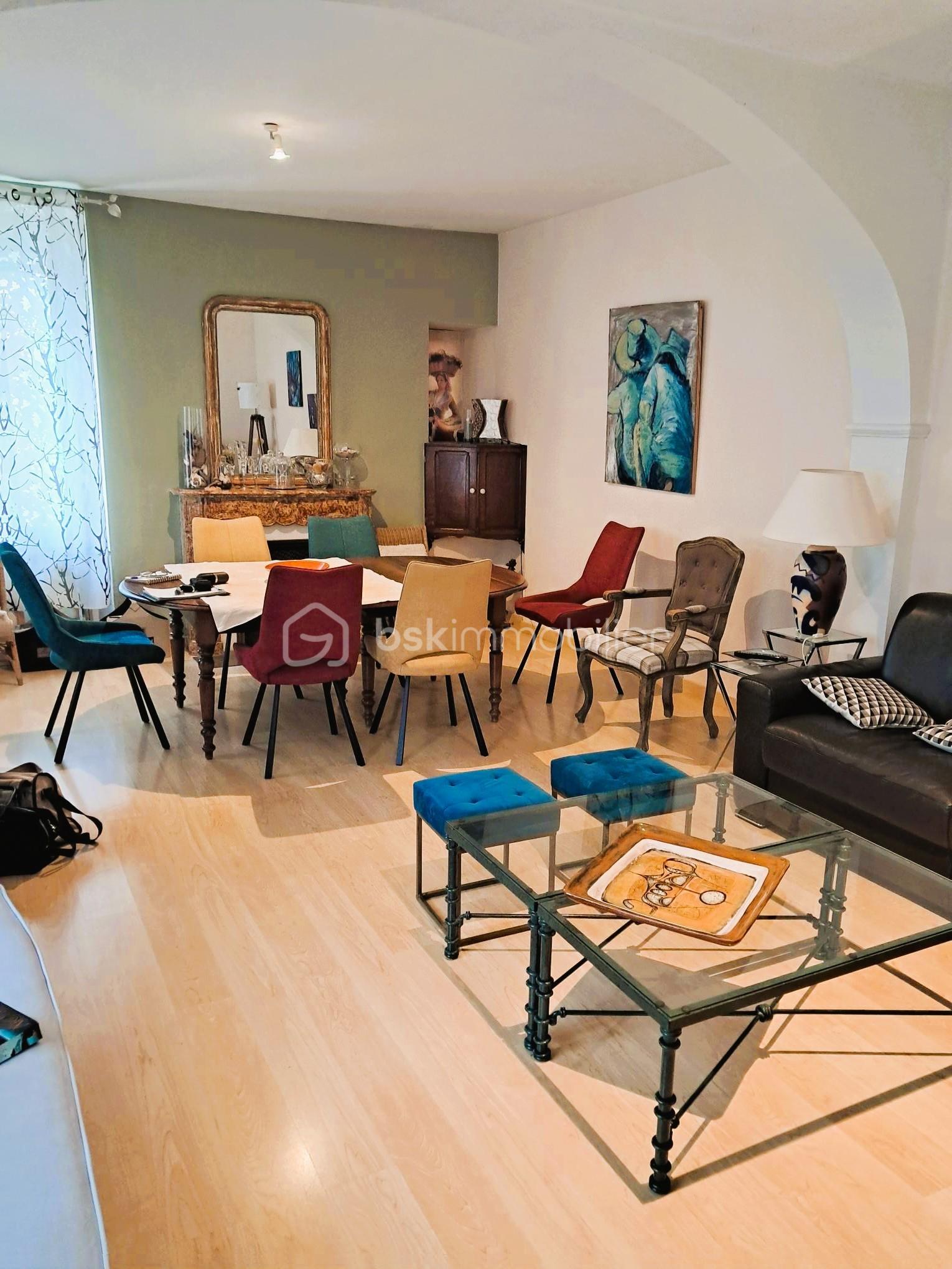 Maison ancienne de 109 m² - 1e-salon.jpg