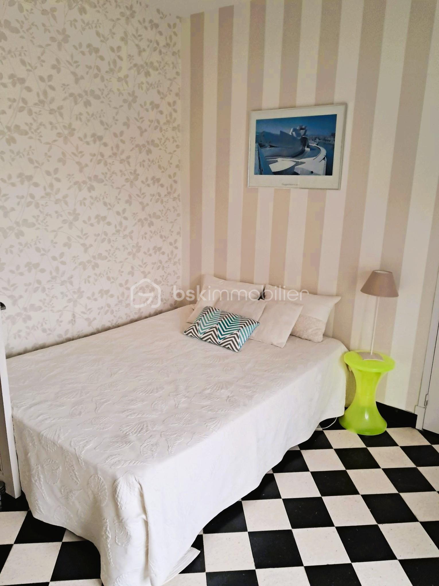 Maison ancienne de 109 m² - 2d-chambre bureau.jpg