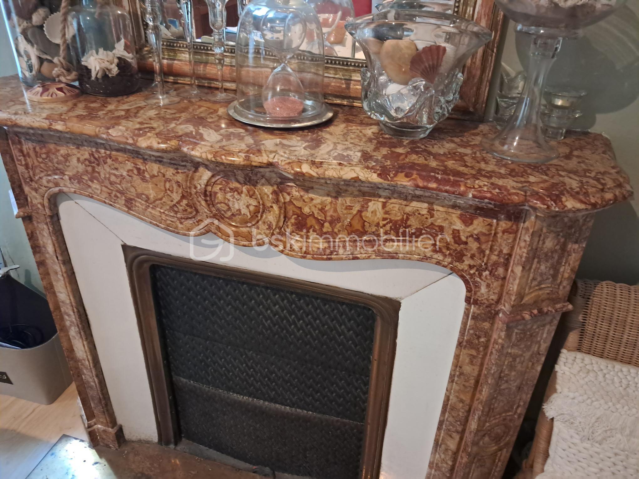 Maison ancienne de 109 m² - 1d-salon.jpg