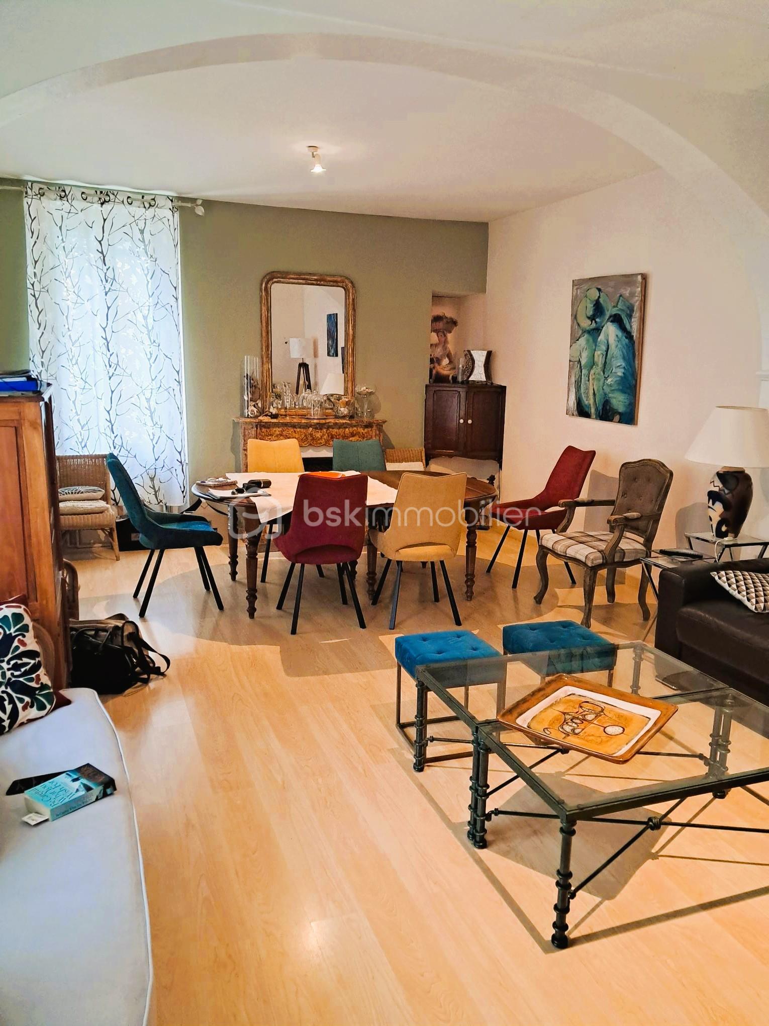 Maison ancienne de 109 m² - 1f-salon.jpg