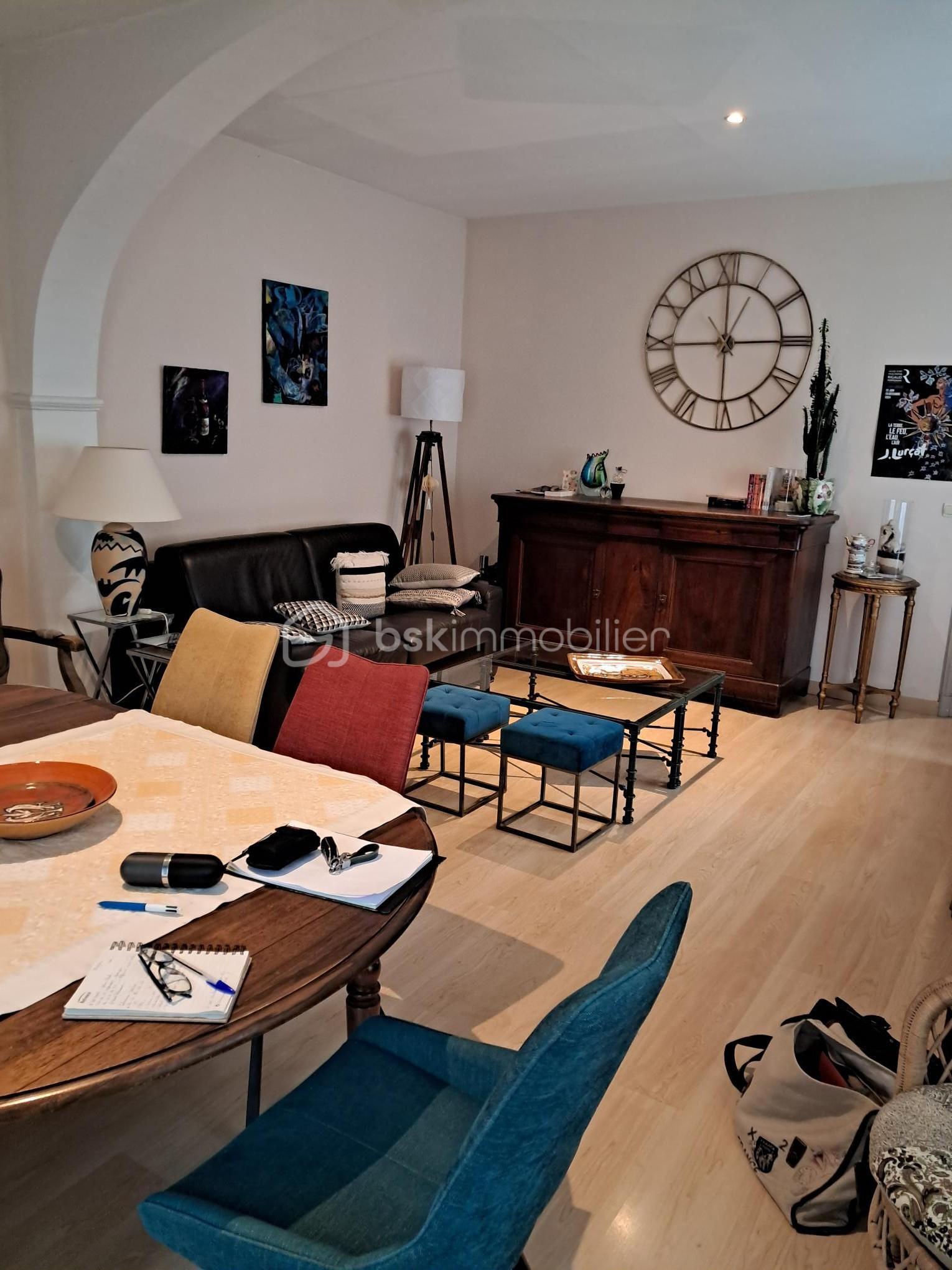 Maison ancienne de 109 m² - 1a-salon.jpg