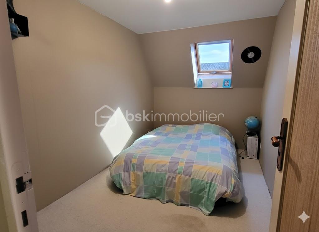 Maison de 120 m² - fenetre haut.jpg