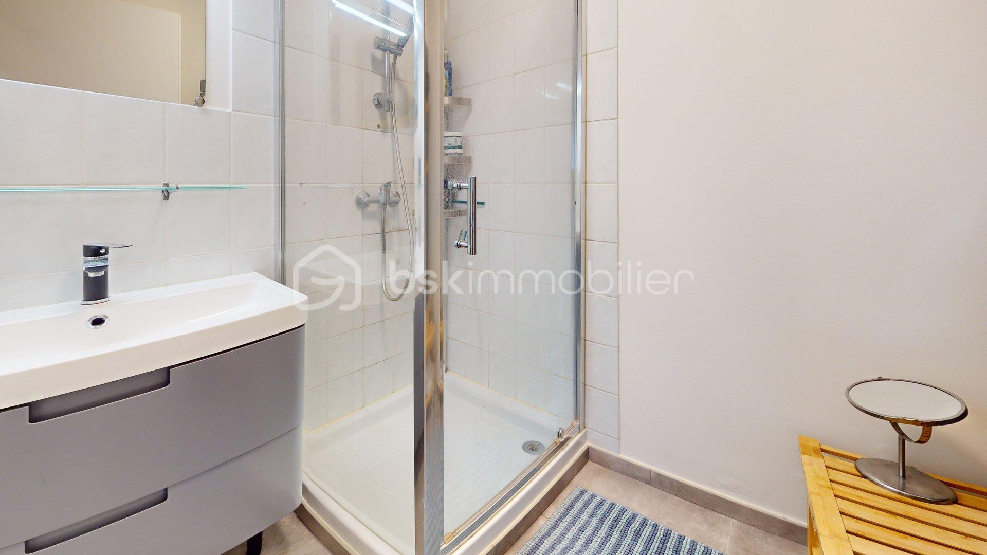Maison de 104 m² - Aline-Et-Jerome-Bathroom 1.jpg