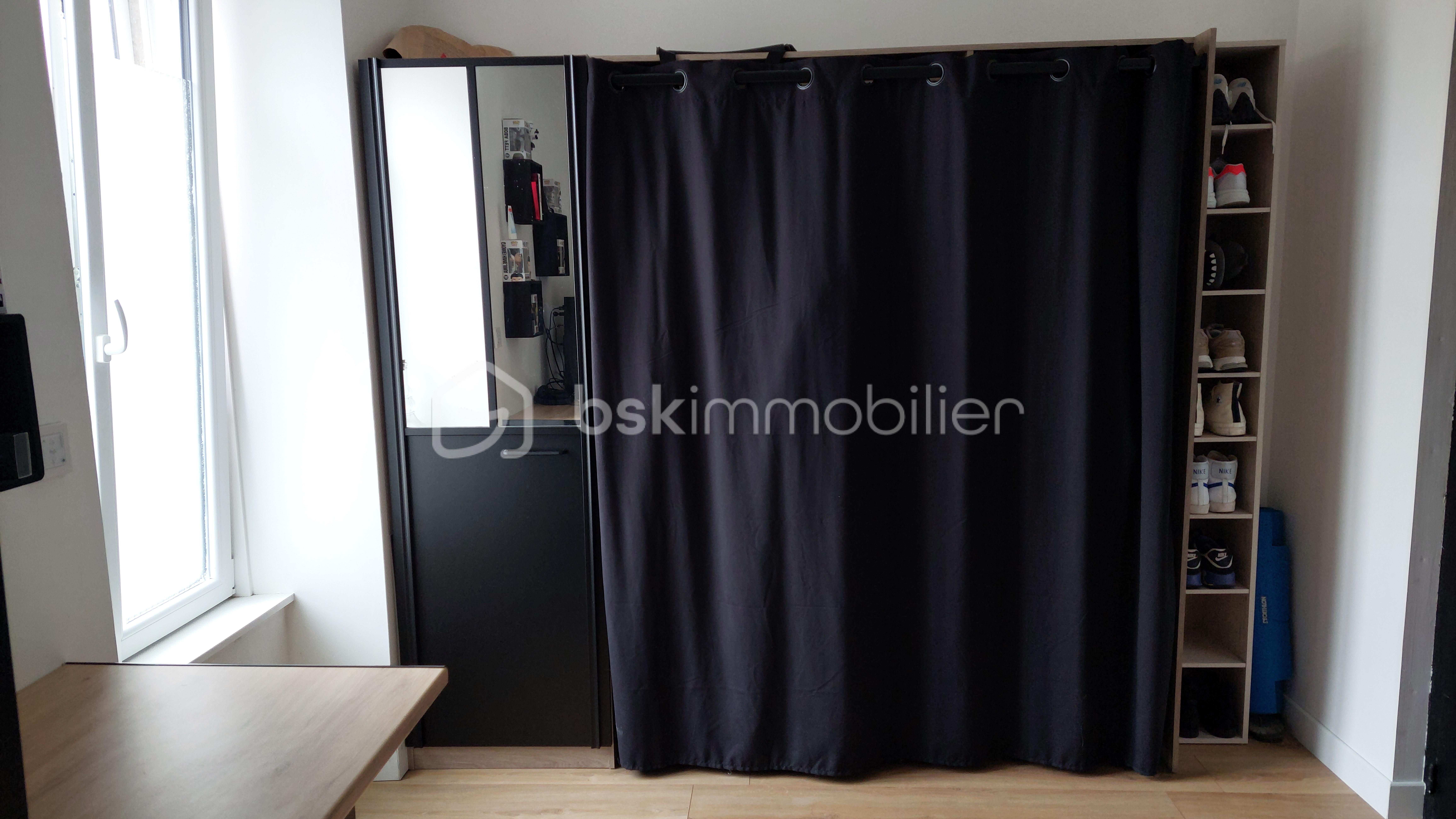 Maison en pierre de 96 m² - dressing antoine.jpg