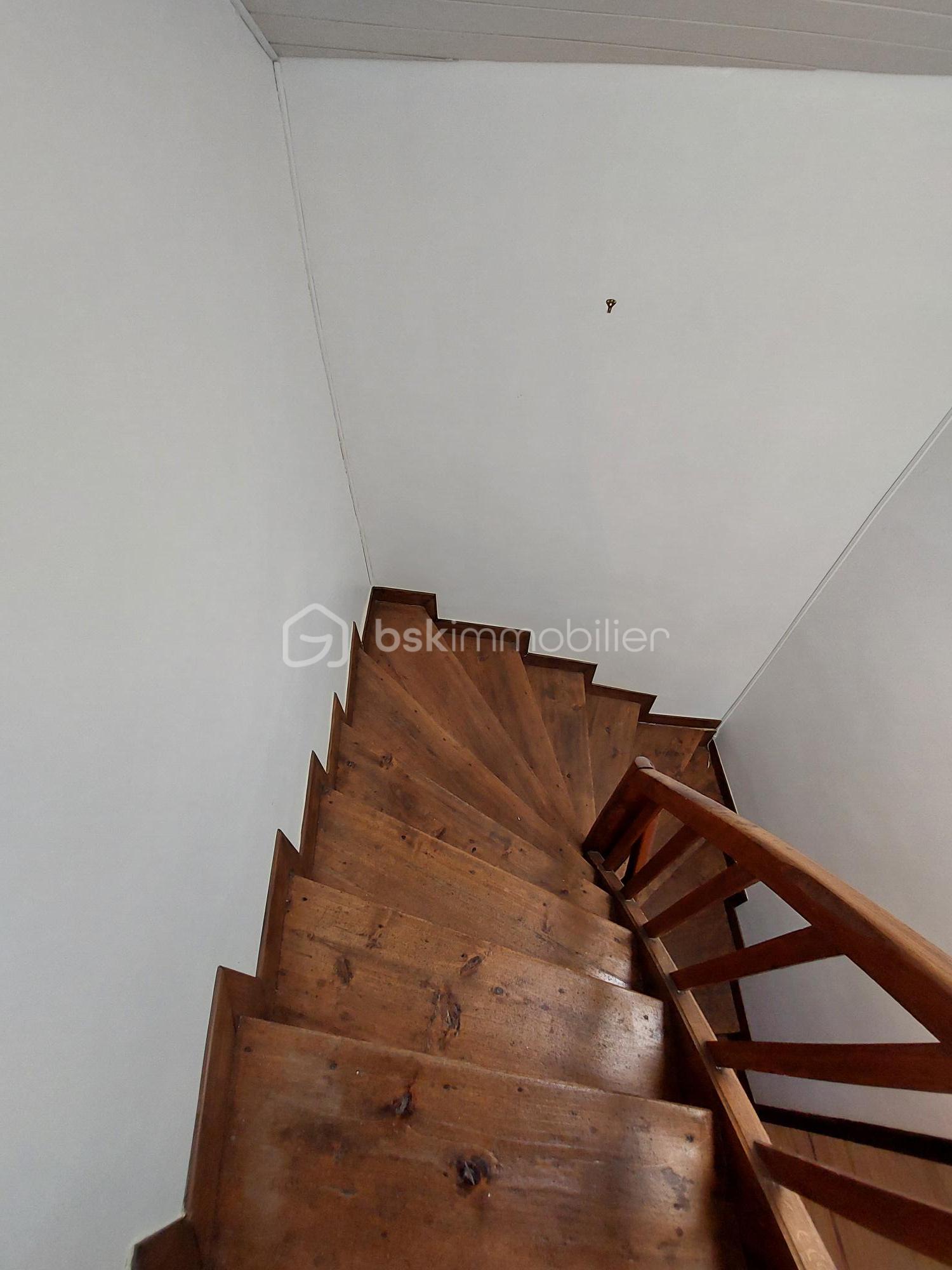 escalier verniolle.jpg