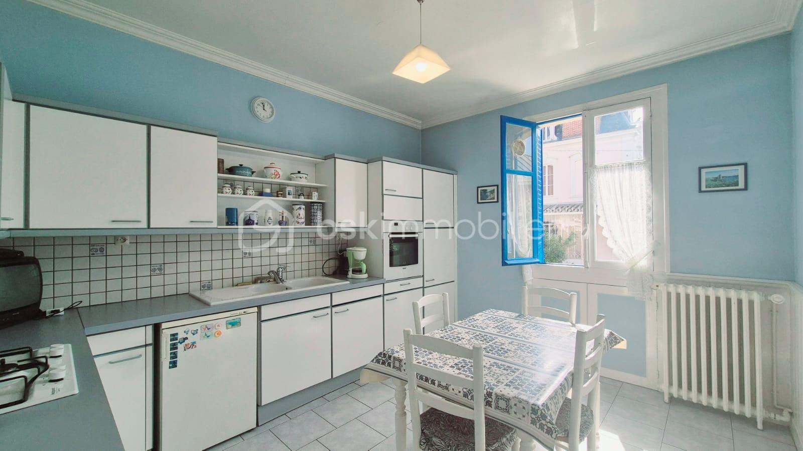 Maison de ville de 136 m² - WhatsApp Image 2025-04-24 à 14.00.52_3ade78e8.jpg