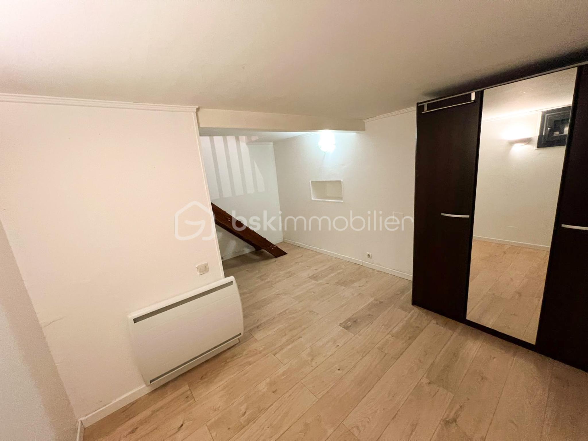 Appartement de 31 m² - 69117E22-6BAE-42A4-8ED2-7F1BB67C1D8F.jpg