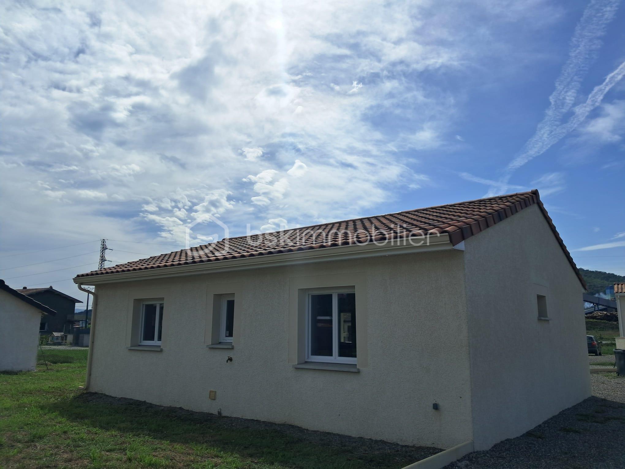 Maison traditionnelle de 76 m² - WhatsApp Image 2025-09-07 à 13.46.54_e0ca771d.jpg