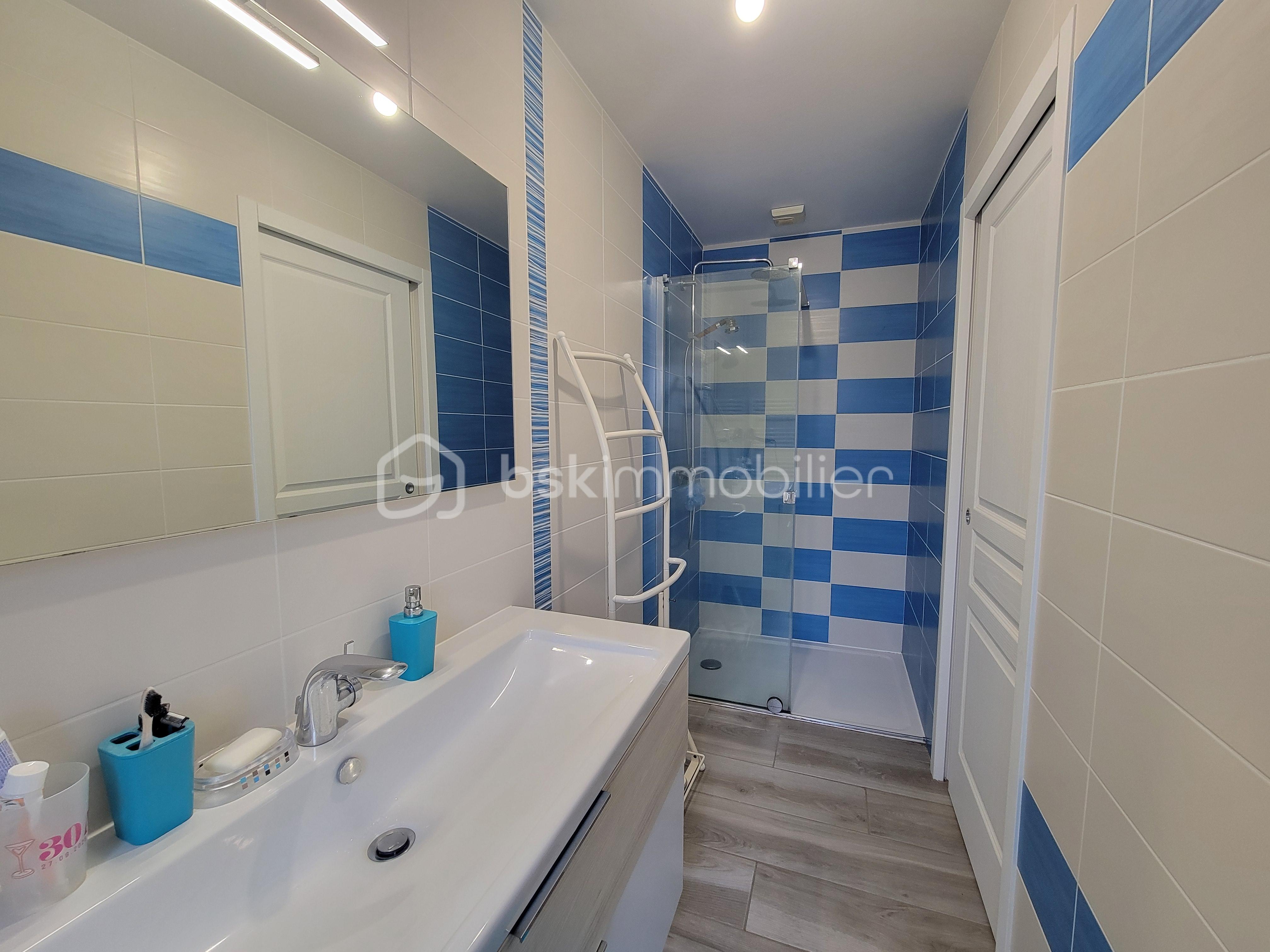 Maison contemporaine de 176 m² - 20251204_135048.jpg