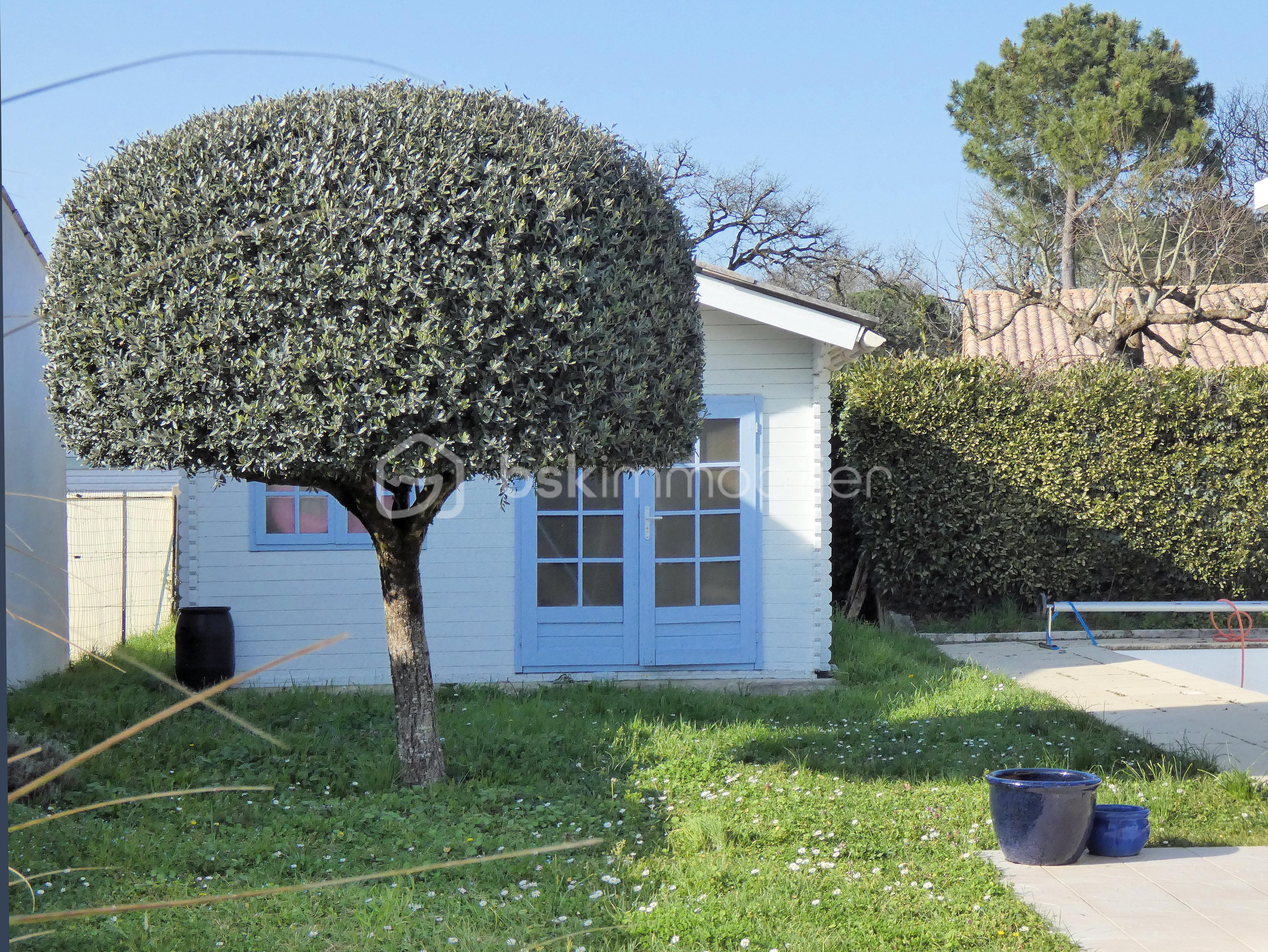 T4 tremblade ronce piscine 360000 immobilier racinet (11).JPG