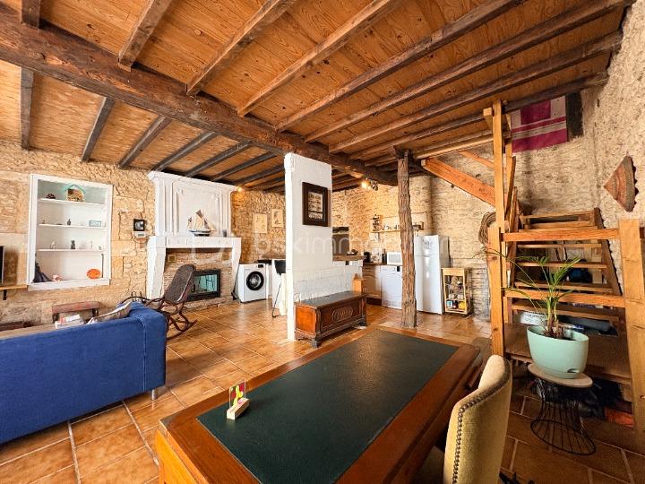 Maison 3 pièces 77 m² · à Saint-Thomas-de-Conac · 77 m² · 75 000 €
