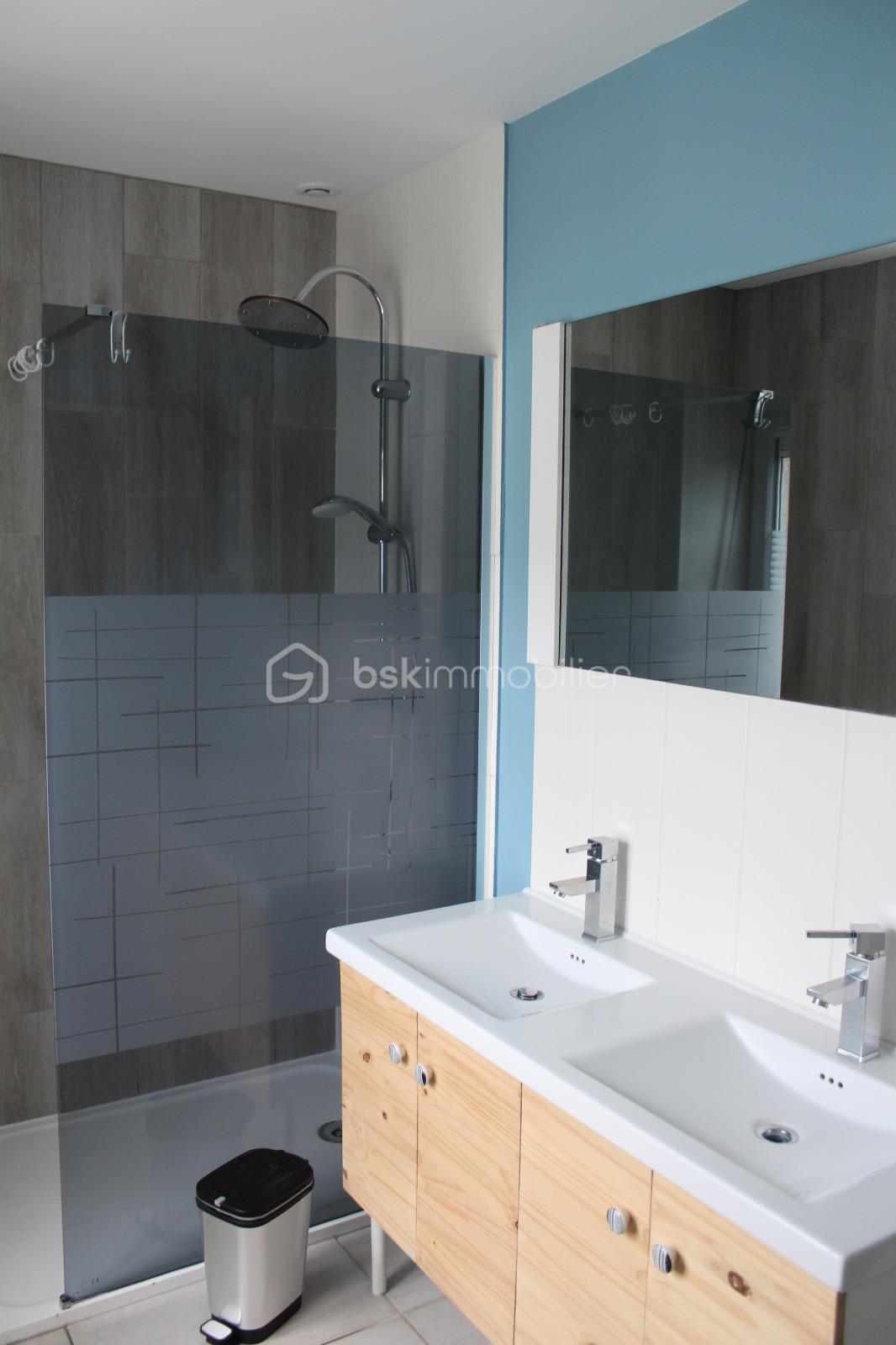 Maison de 188 m² - WhatsApp Image 2025-11-27 à 21.20.51_6058100c.jpg