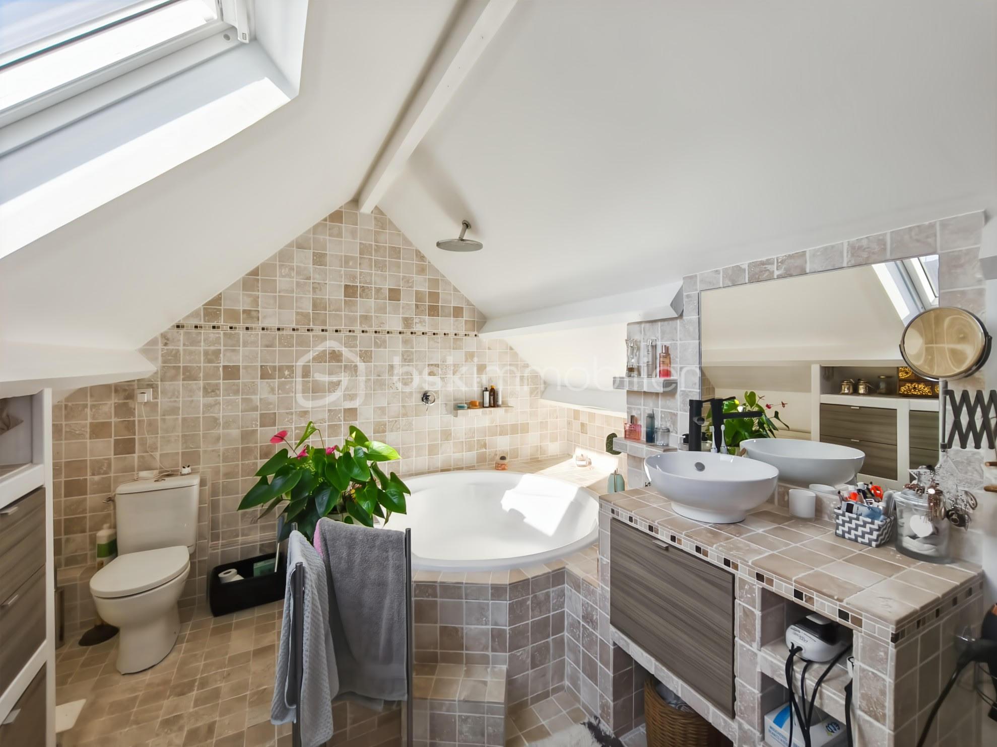 Maison de 170 m² - salle de bain.jpg