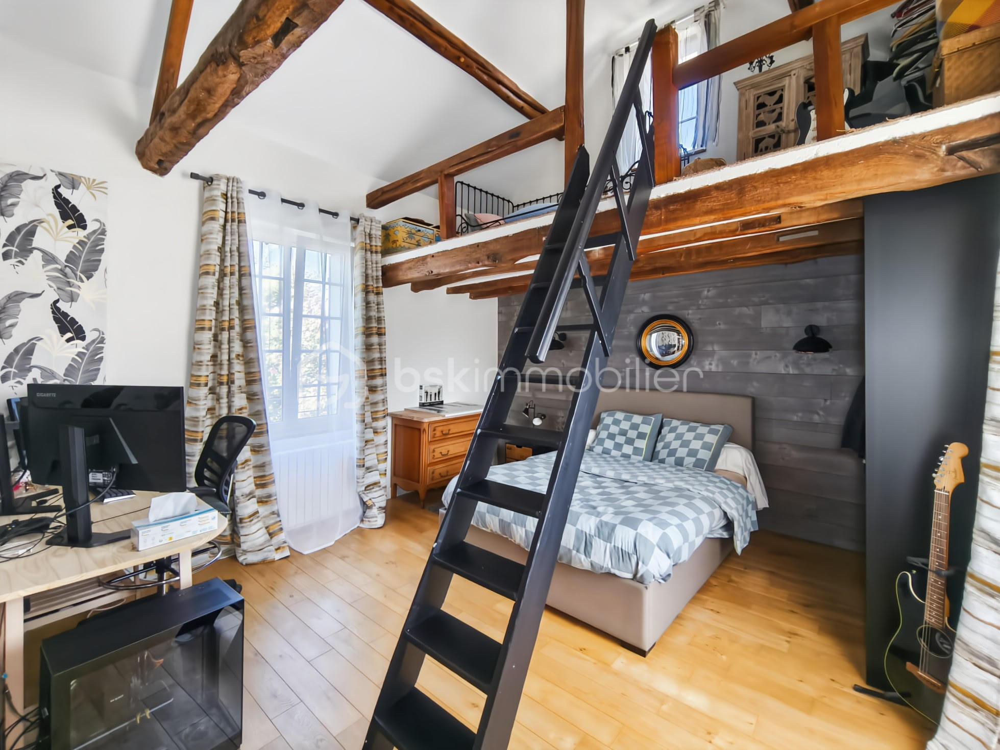 Maison de 170 m² - chambre  1.jpg