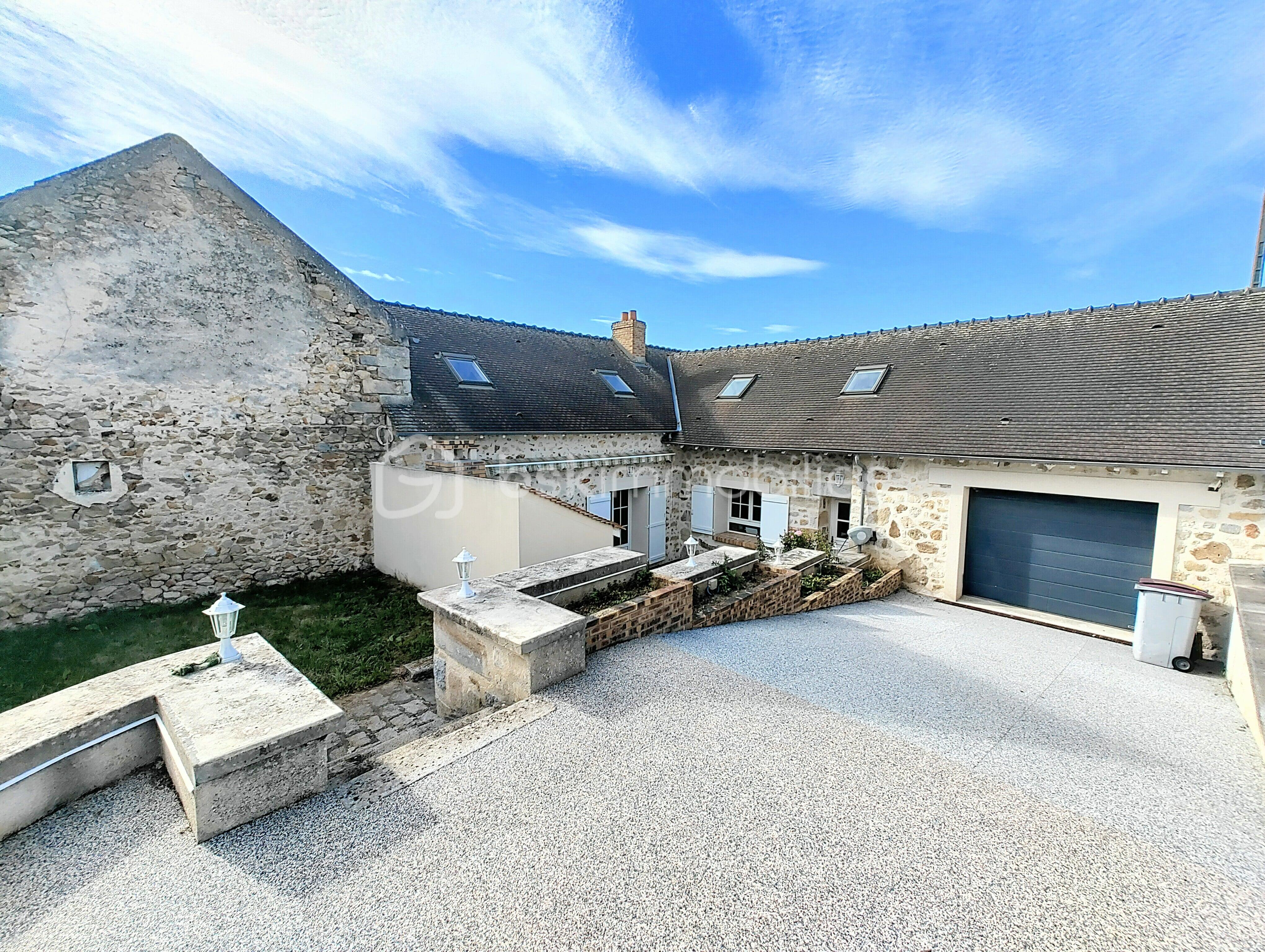Maison ancienne de 140 m² - 531412440_1097676792334449_4051416976781319419_n.jpg