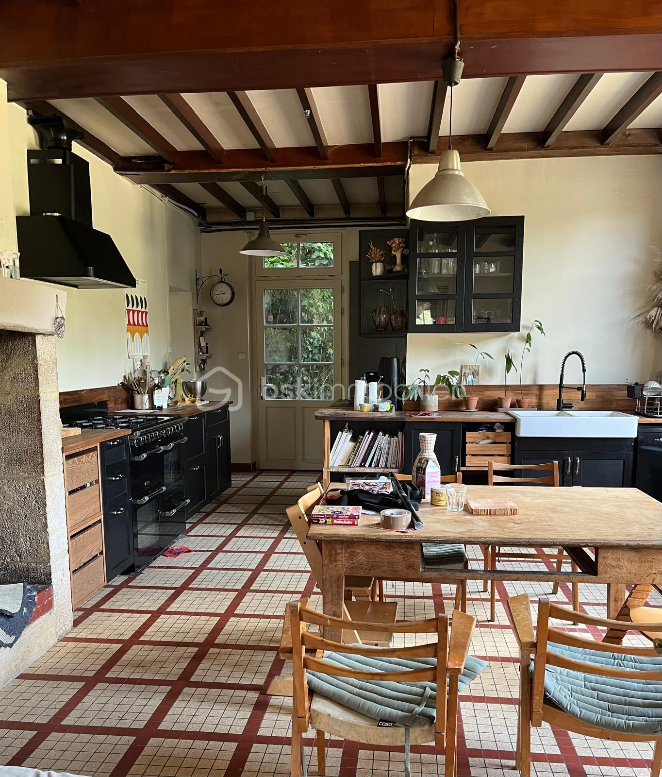 Maison de 396 m² - 0658d915-5082-48d6-893b-e1a71f2764d0.jpeg