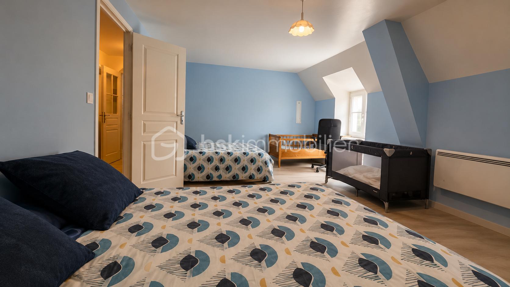 CHAMBRE ETAGE 2.png