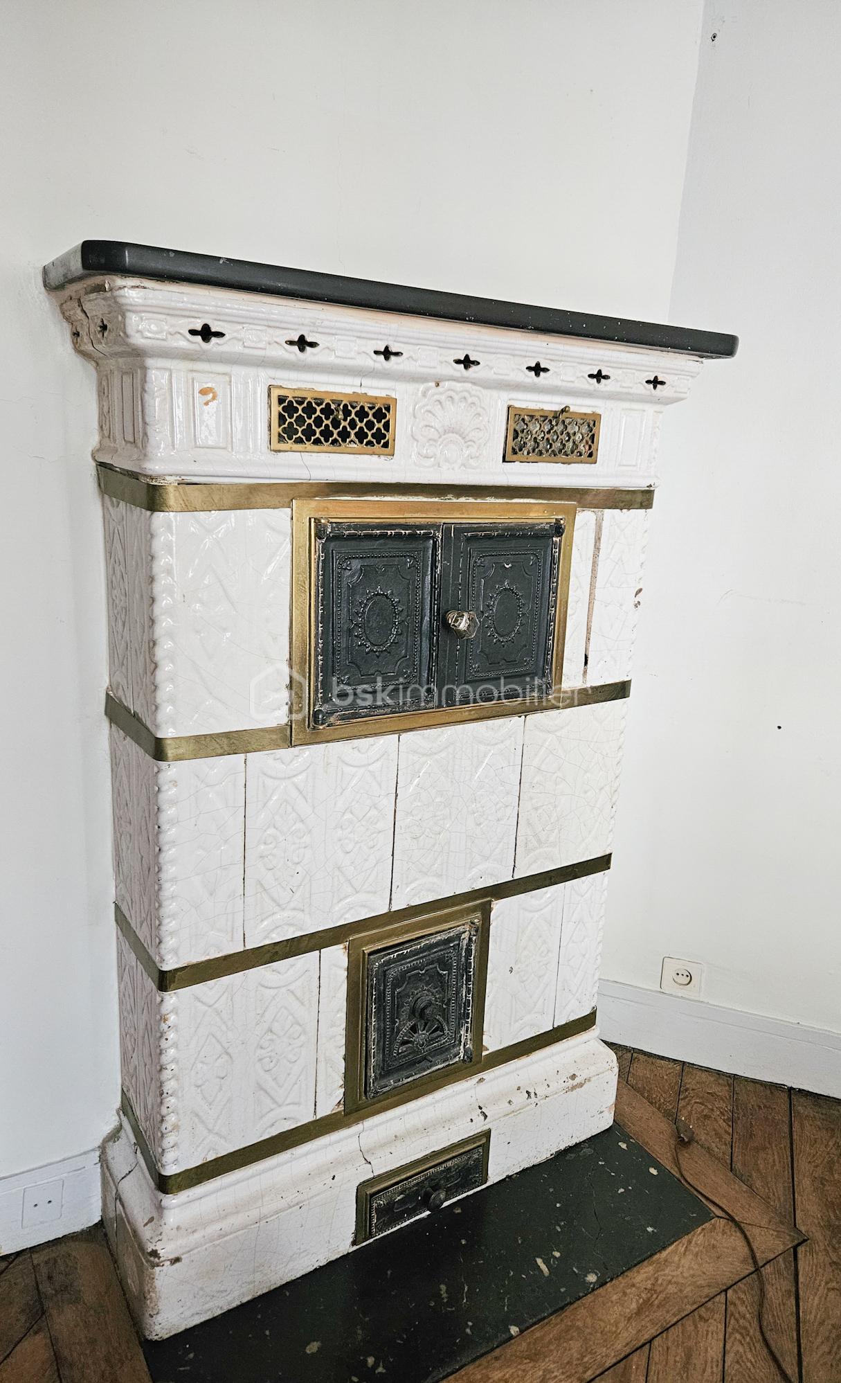 cheminée prus_edited.jpg