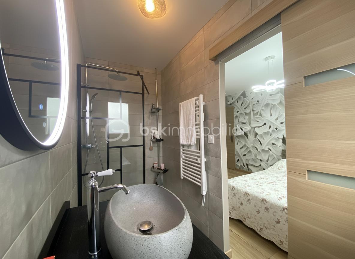 Maison de 125 m² - SALLE D EAU POUR ANNONCE.jpg