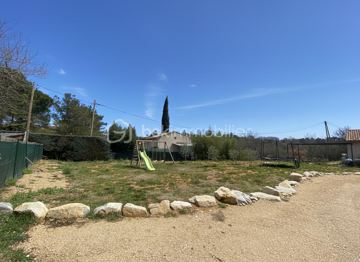 Maison de 125 m² - JARDIN COTE SUD EST.jpg