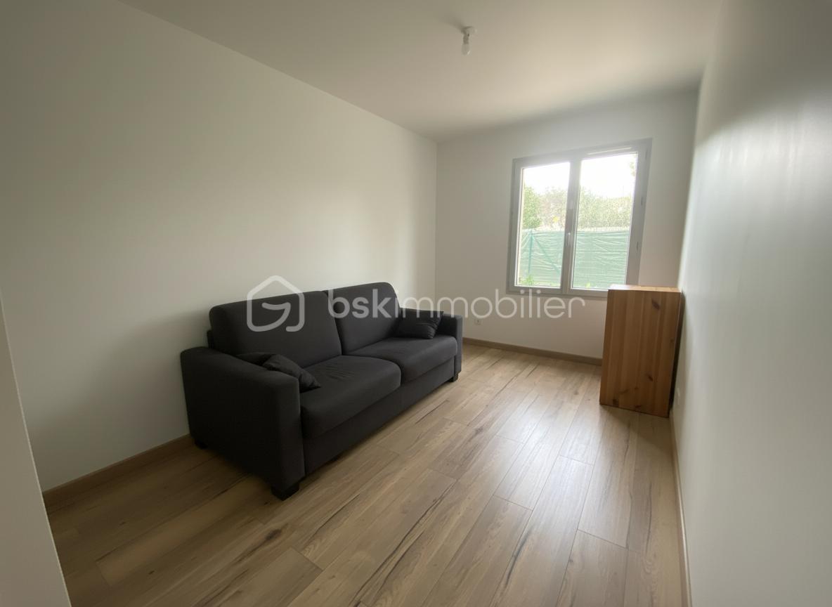 Maison de 125 m² - CHAMBRE 4.jpg