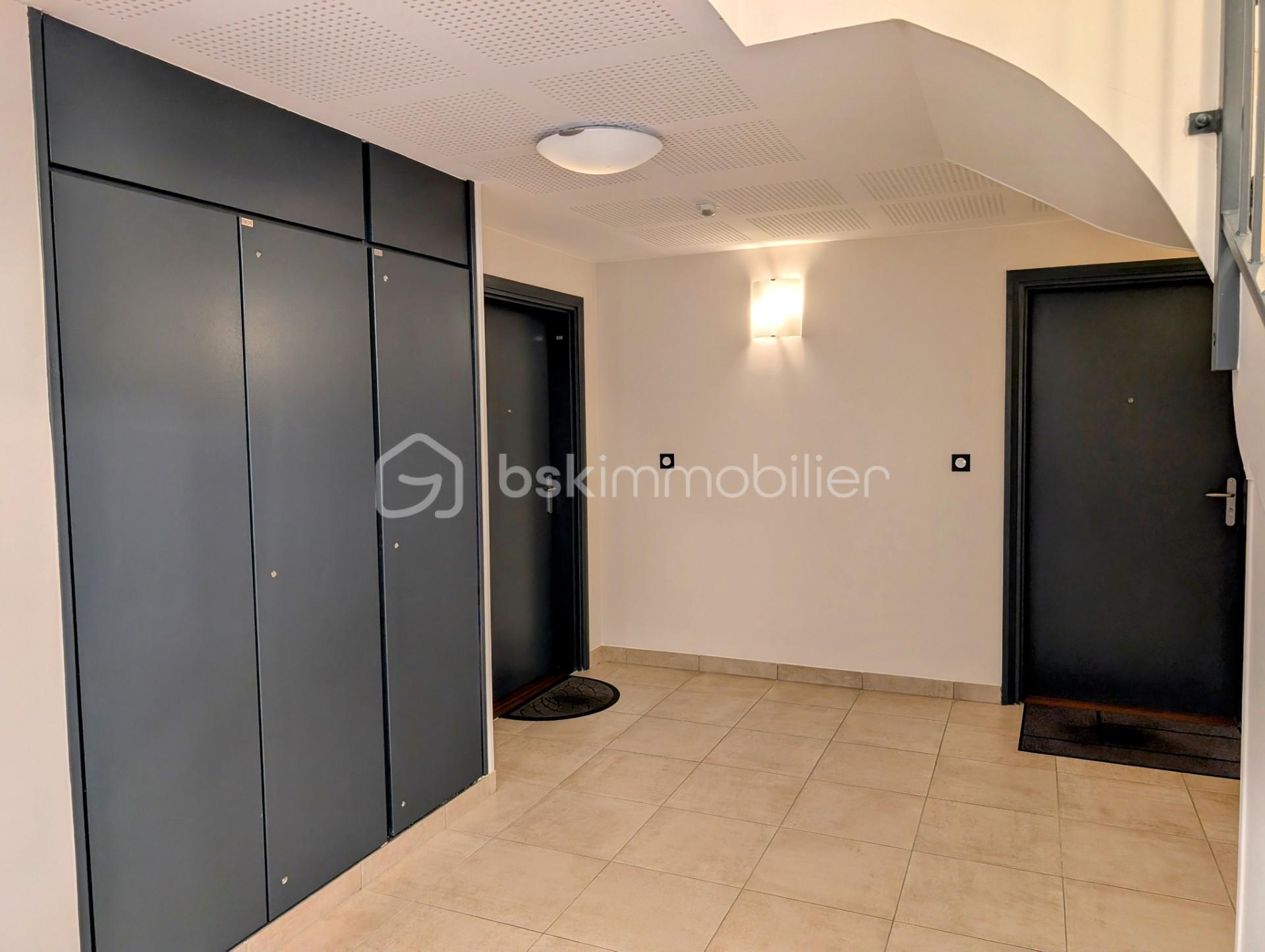 Appartement de 58 m² - Pallier.jpg