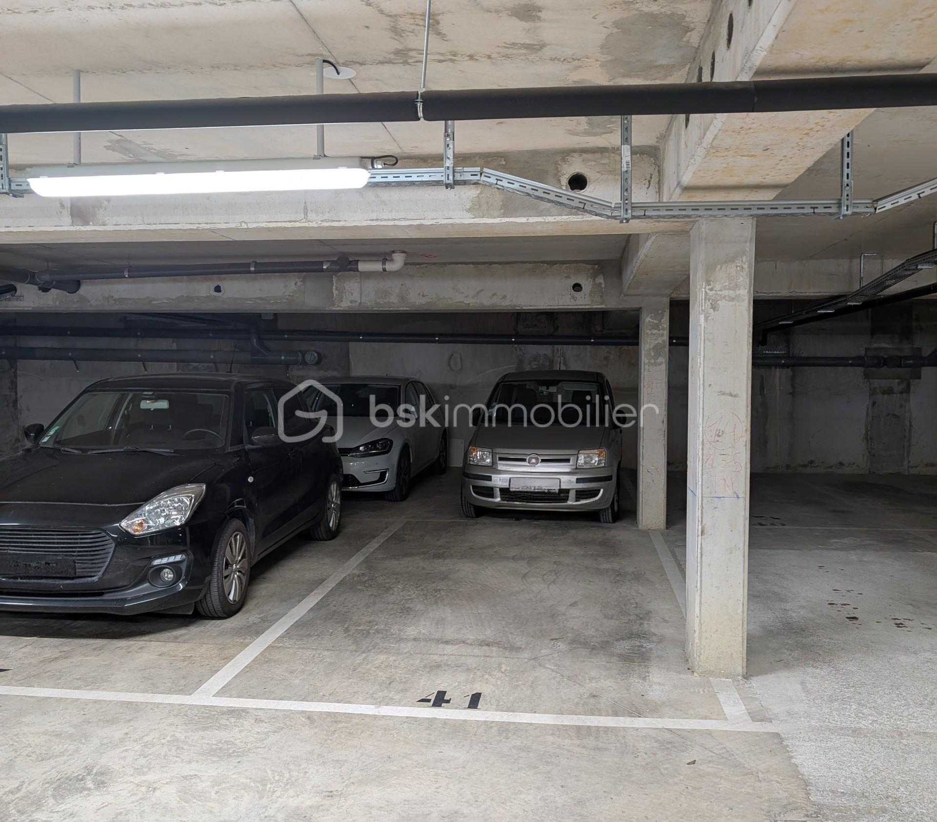 Appartement de 58 m² - parkings sous-sol.jpg