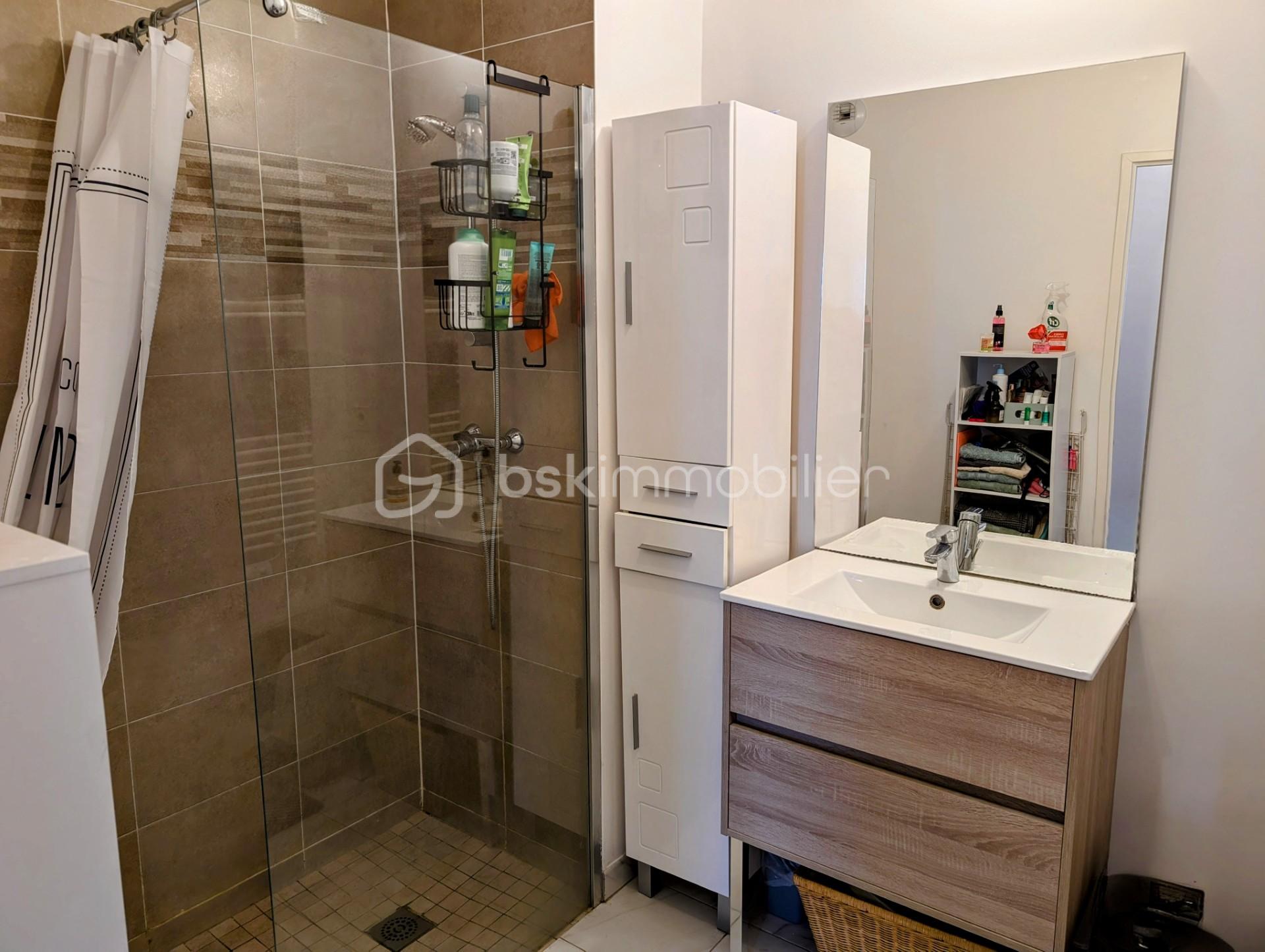 Appartement de 58 m² - salle d'eau.jpg