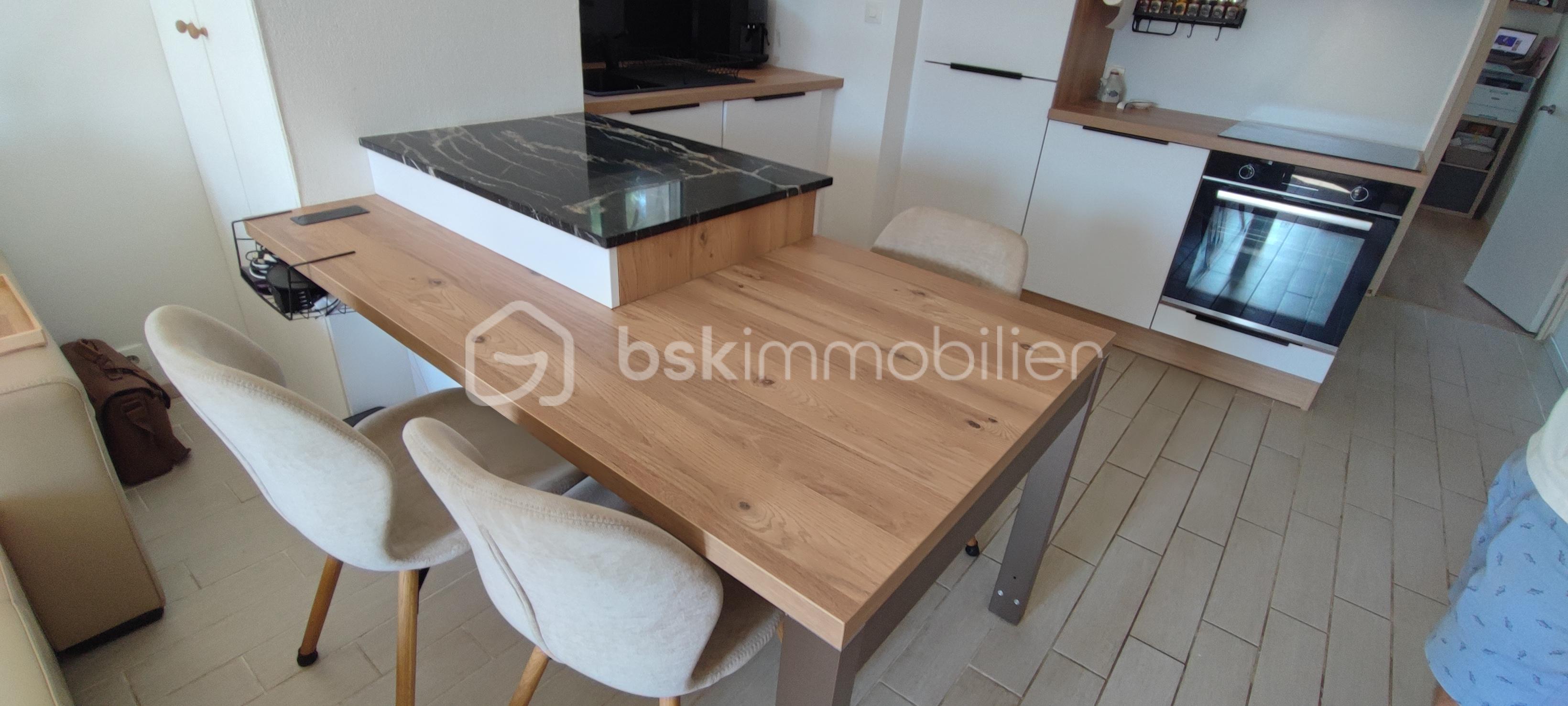 Appartement de 38 m² - congoras cui table courte.jpg