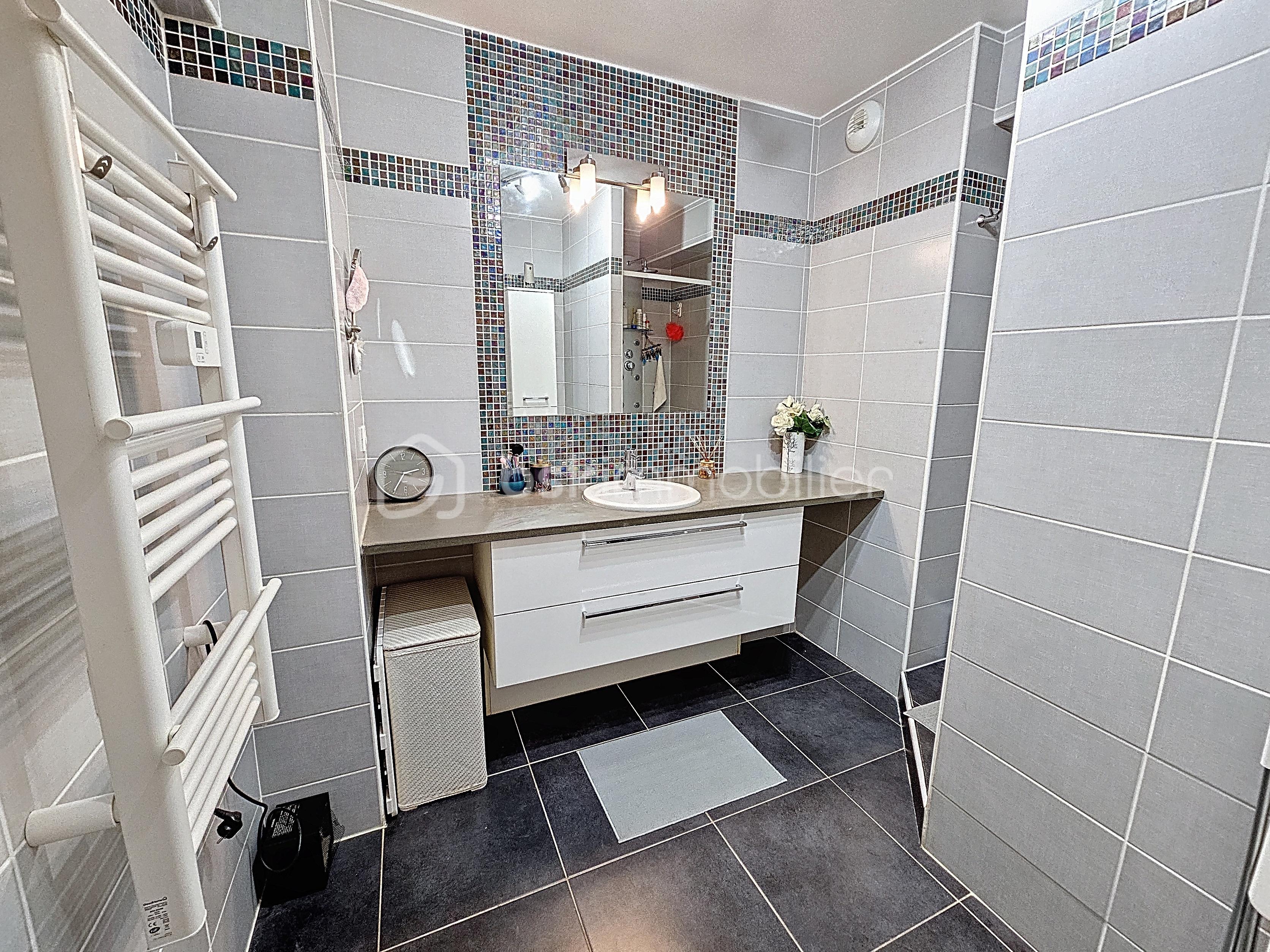 Appartement de 81,93 m² - livolsi_00005.jpg