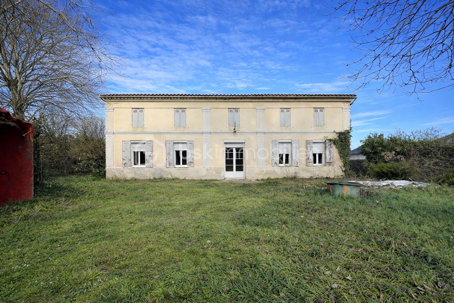 Maison de 294 m²