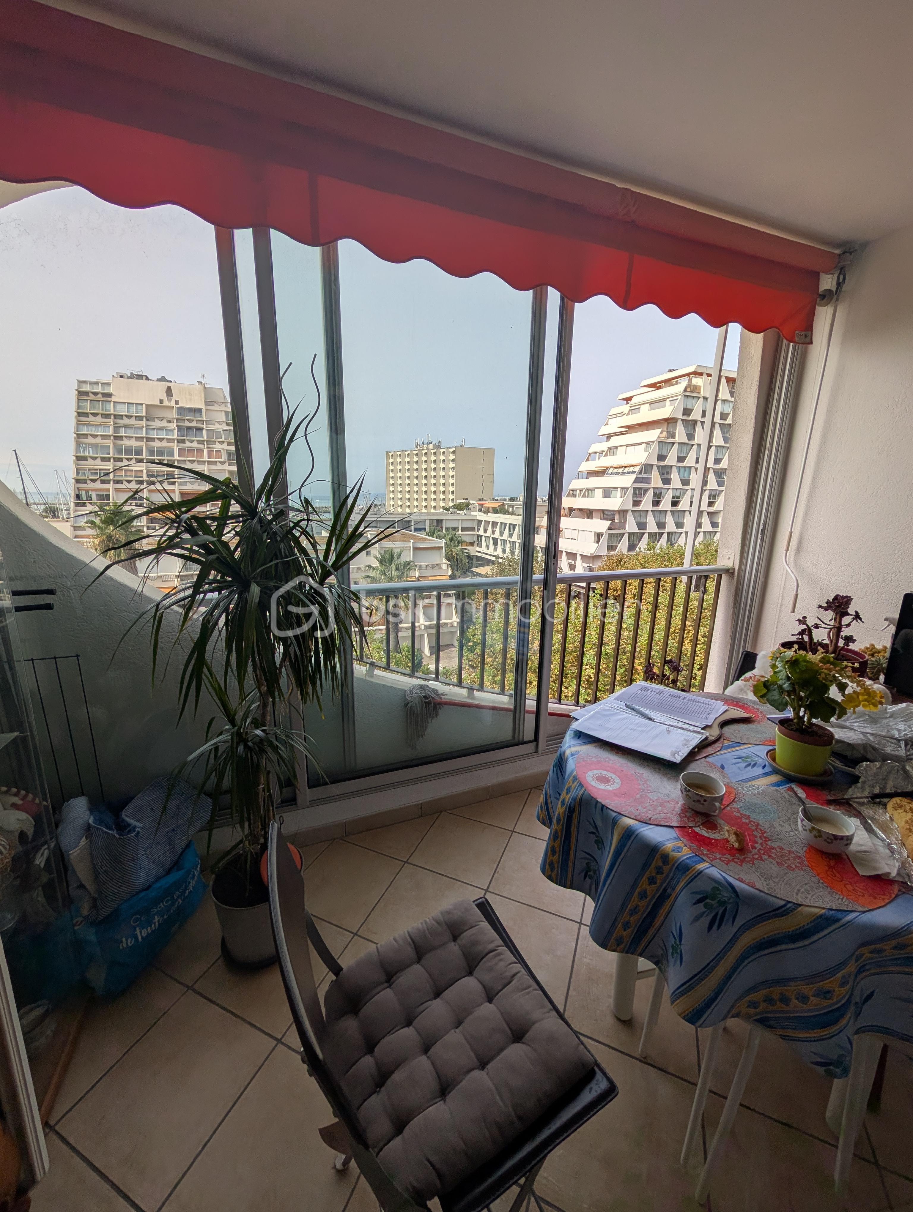 Appartement de 25 m² - Loggia (3).jpg