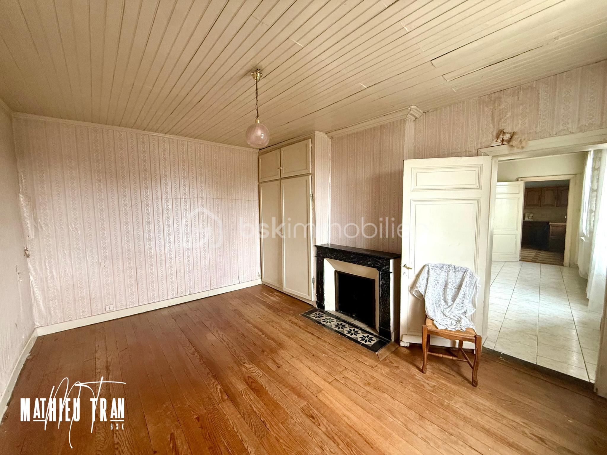 Maison ancienne de 122 m² - TERRAIN A BÂTIR.png