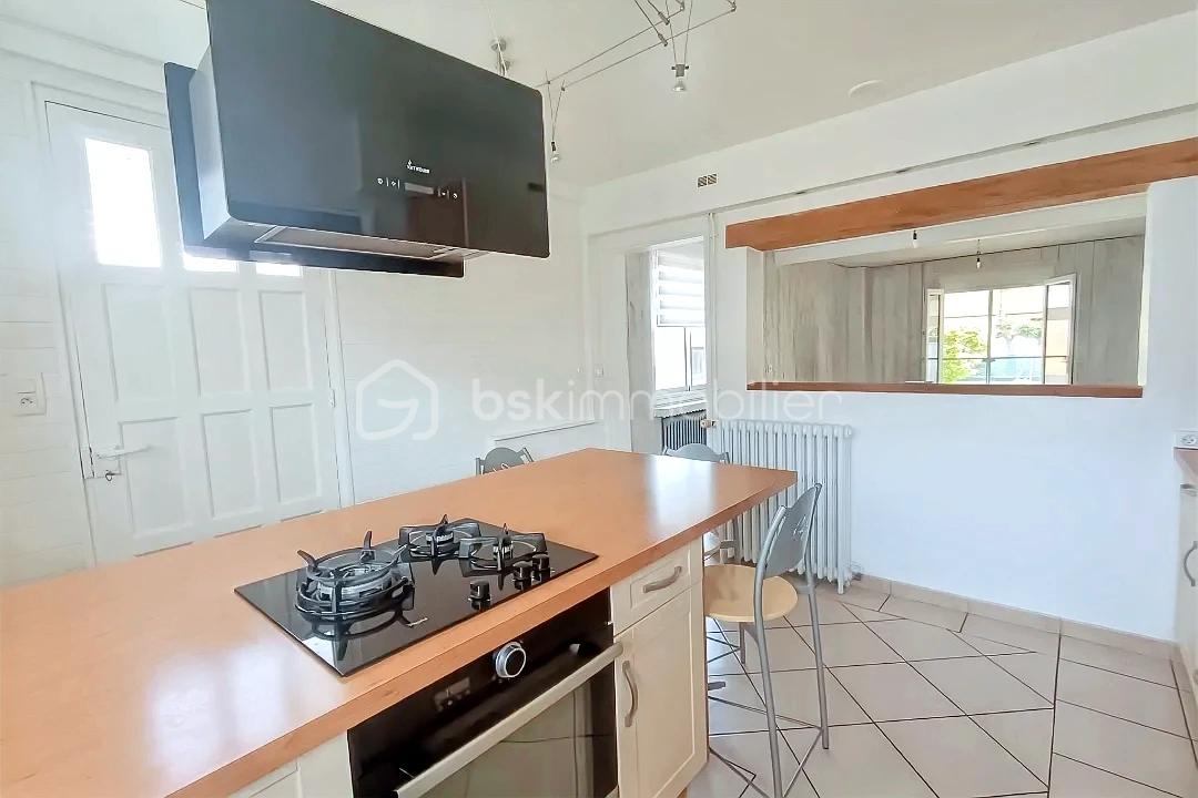 Maison de 130 m² - hoqi-b5e560393dc64f4981e01a682f1dfdc4.jpg