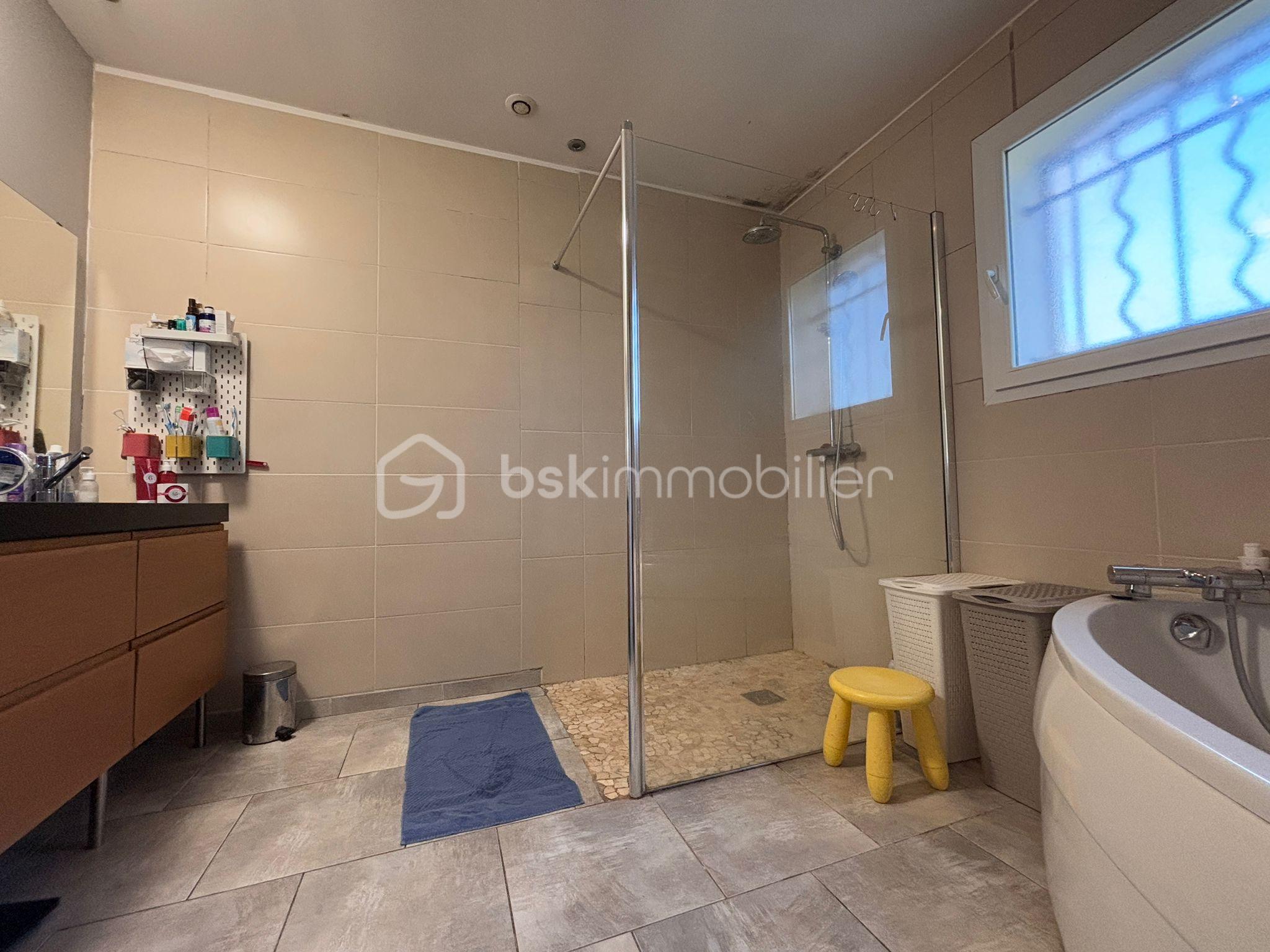 Maison de 172 m² - WhatsApp Image 2025-12-29 at 12.26.59 (8).jpeg