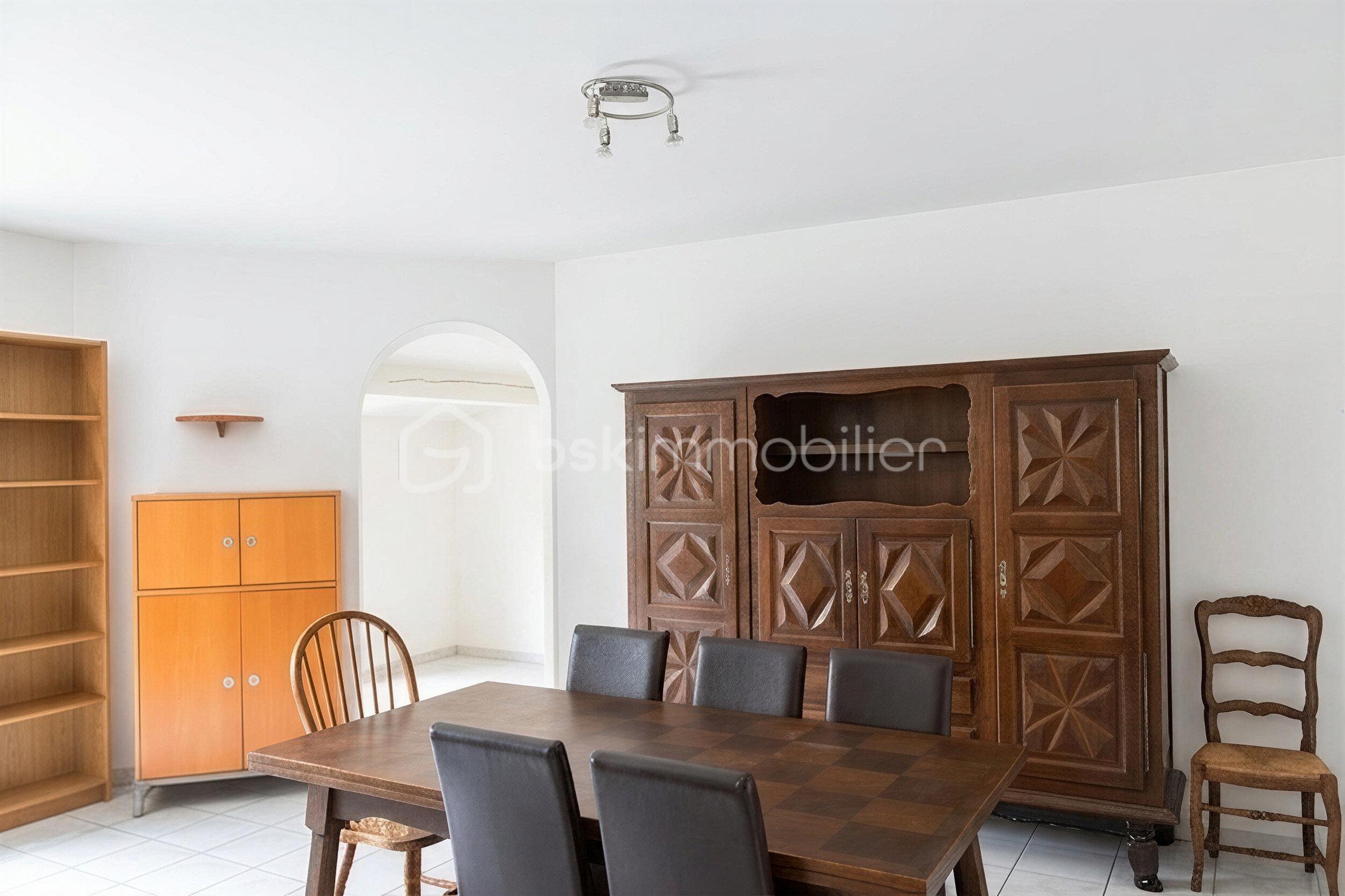 home_staging_output_1678.jpg