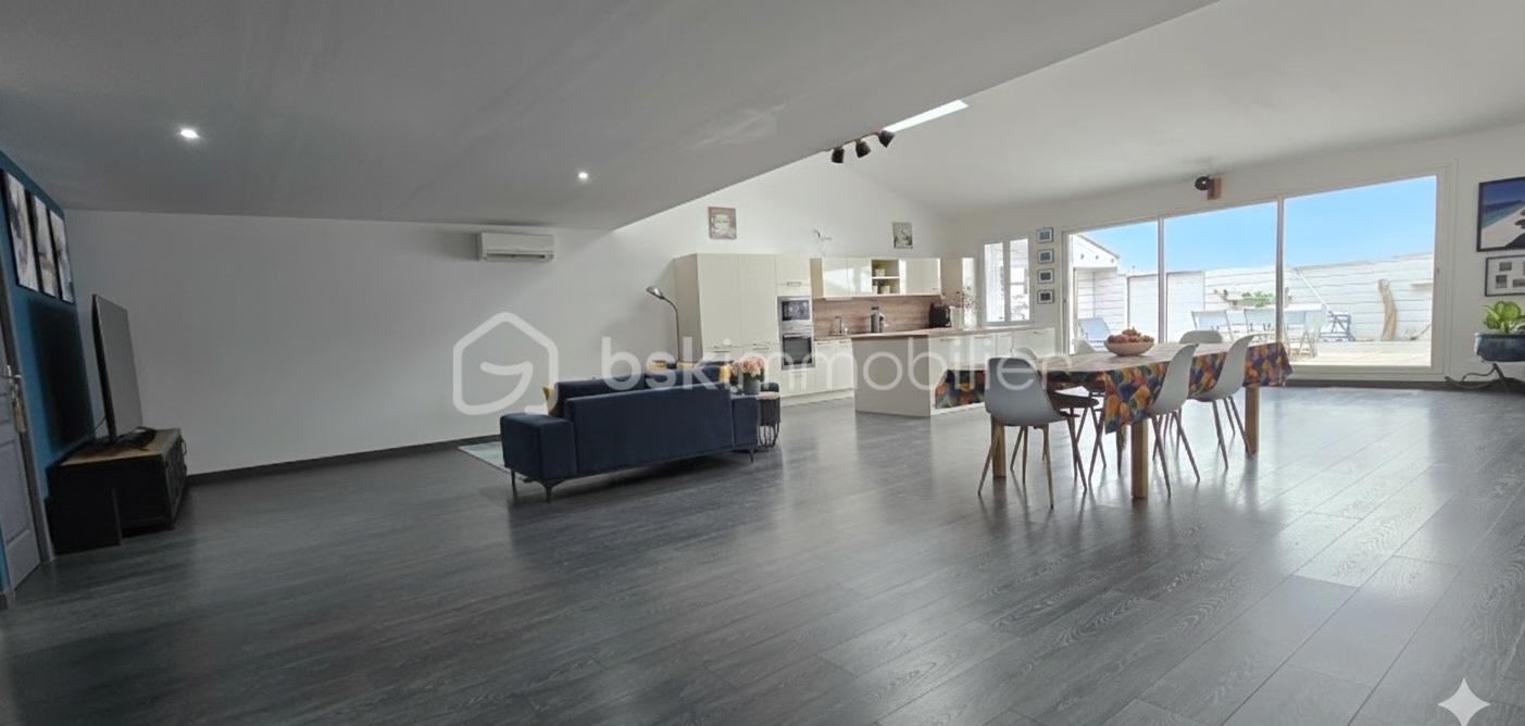 Maison de village de 174 m² - 1763646509412.jpg